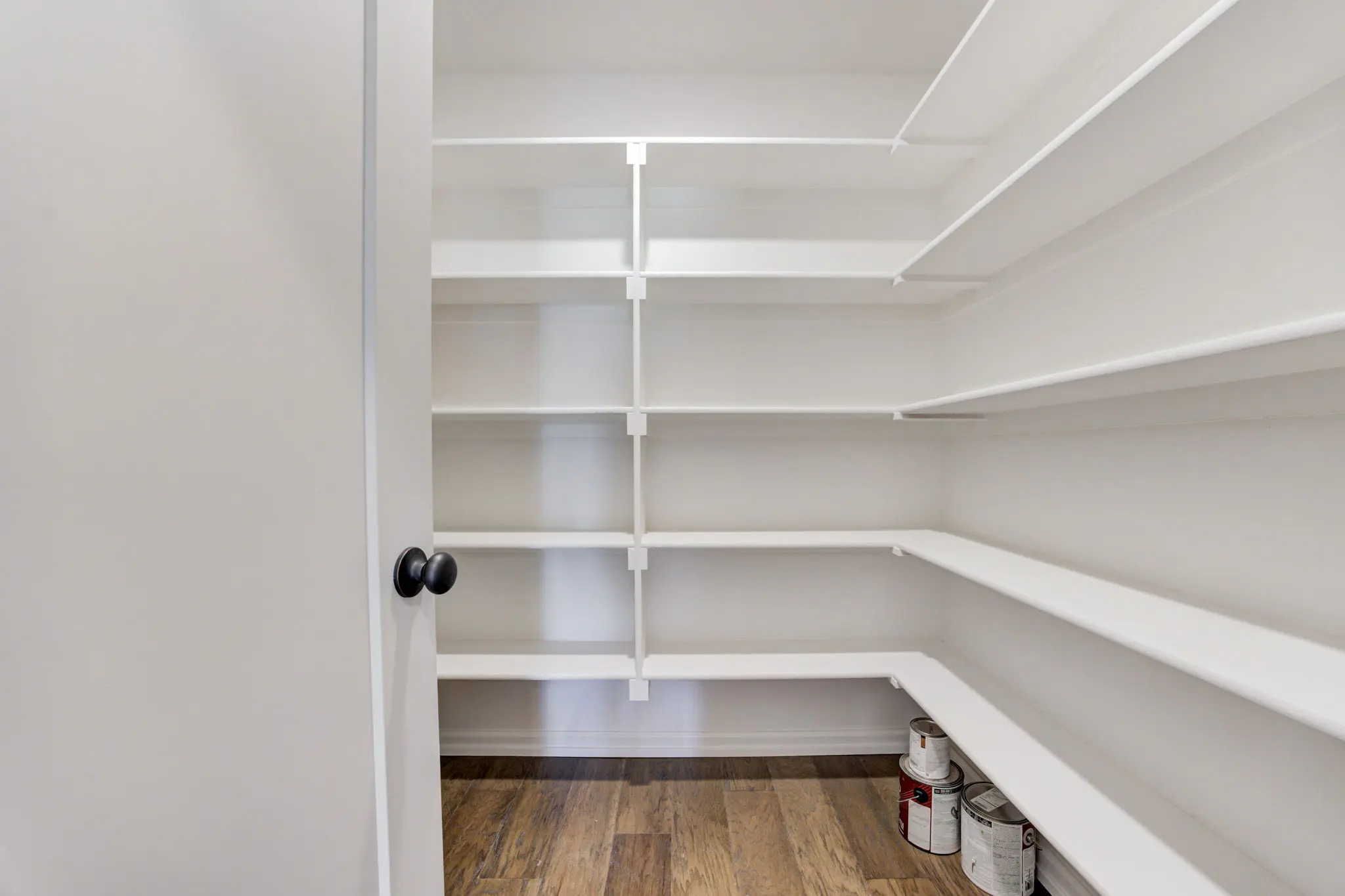 Charleston - Interior Photo 12