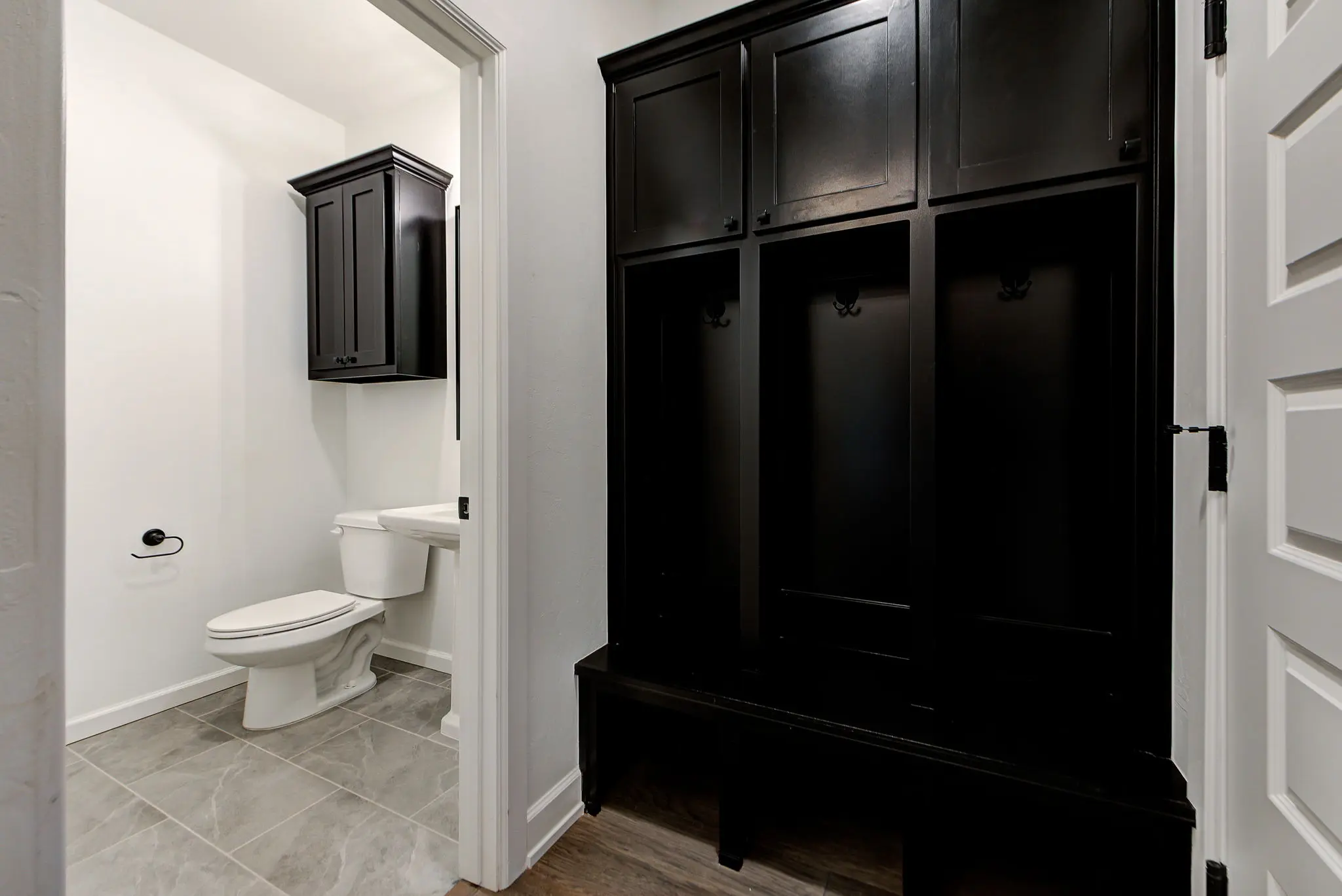 Dover - Interior Photo 20