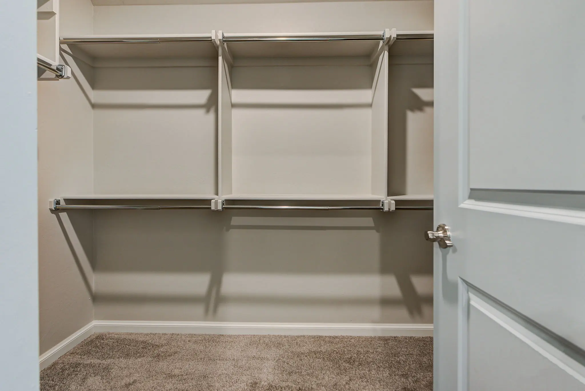 Example of Bellevue I floor plan - Features and Finishes may vary based on product availability