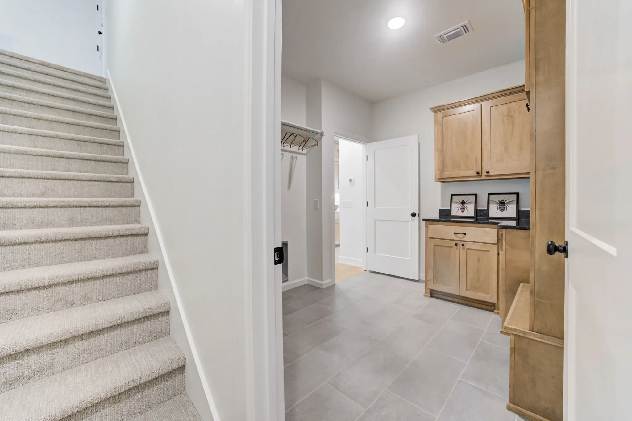 Charleston Estate - Interior Photo 34