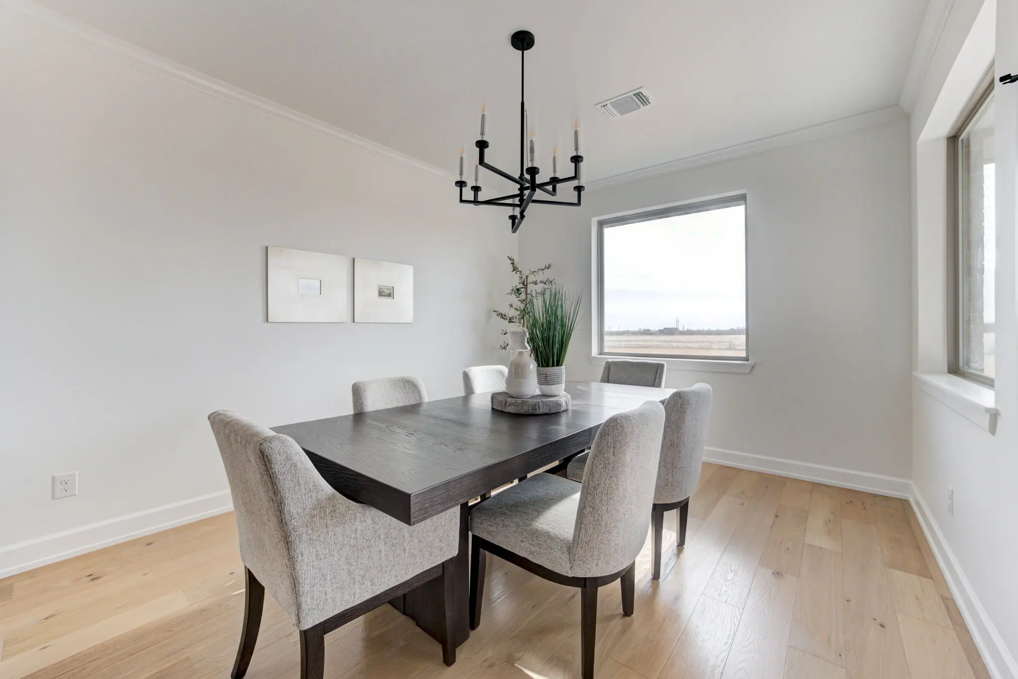 Charleston Estate - Interior Photo 13