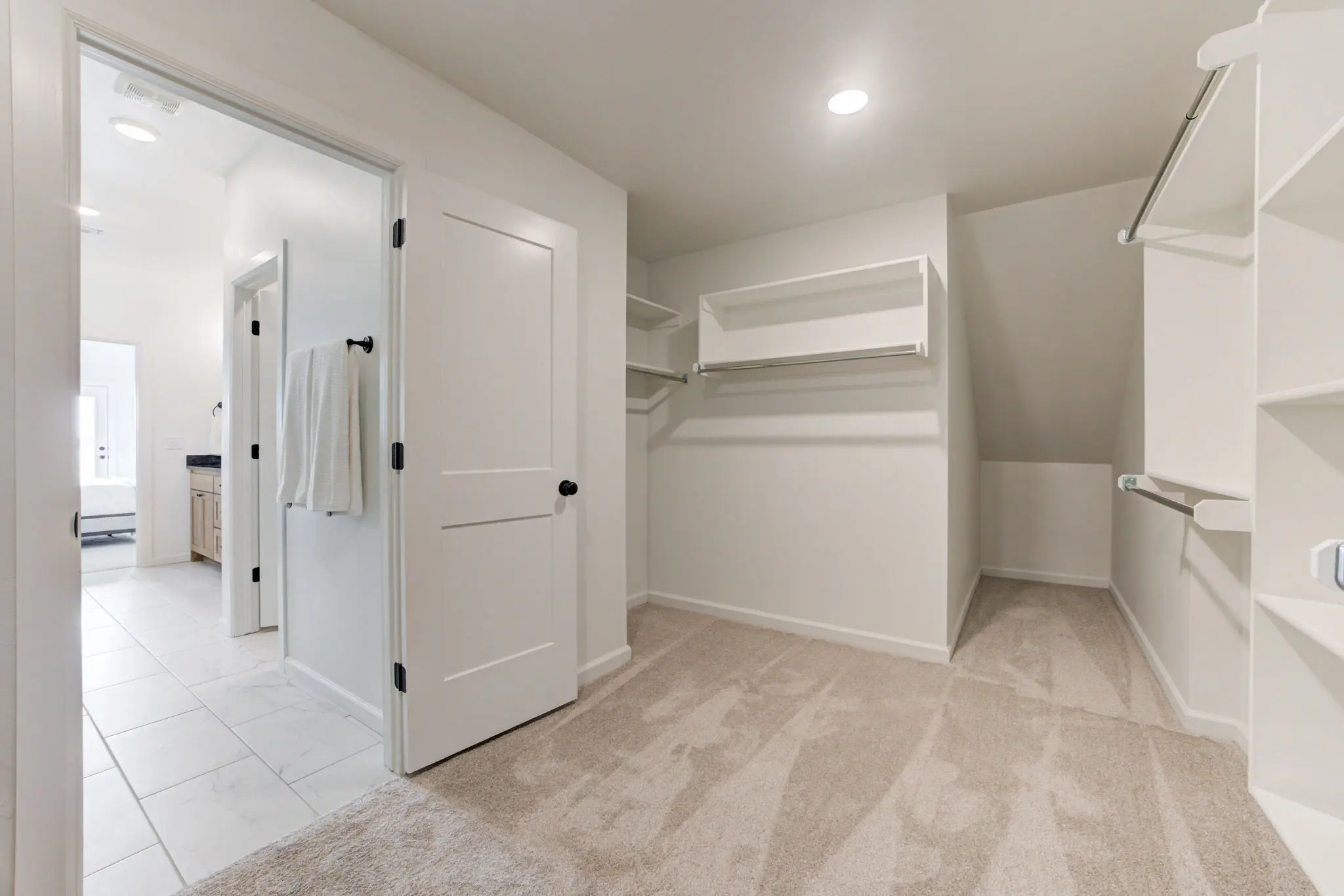 Charleston Estate - Interior Photo 22