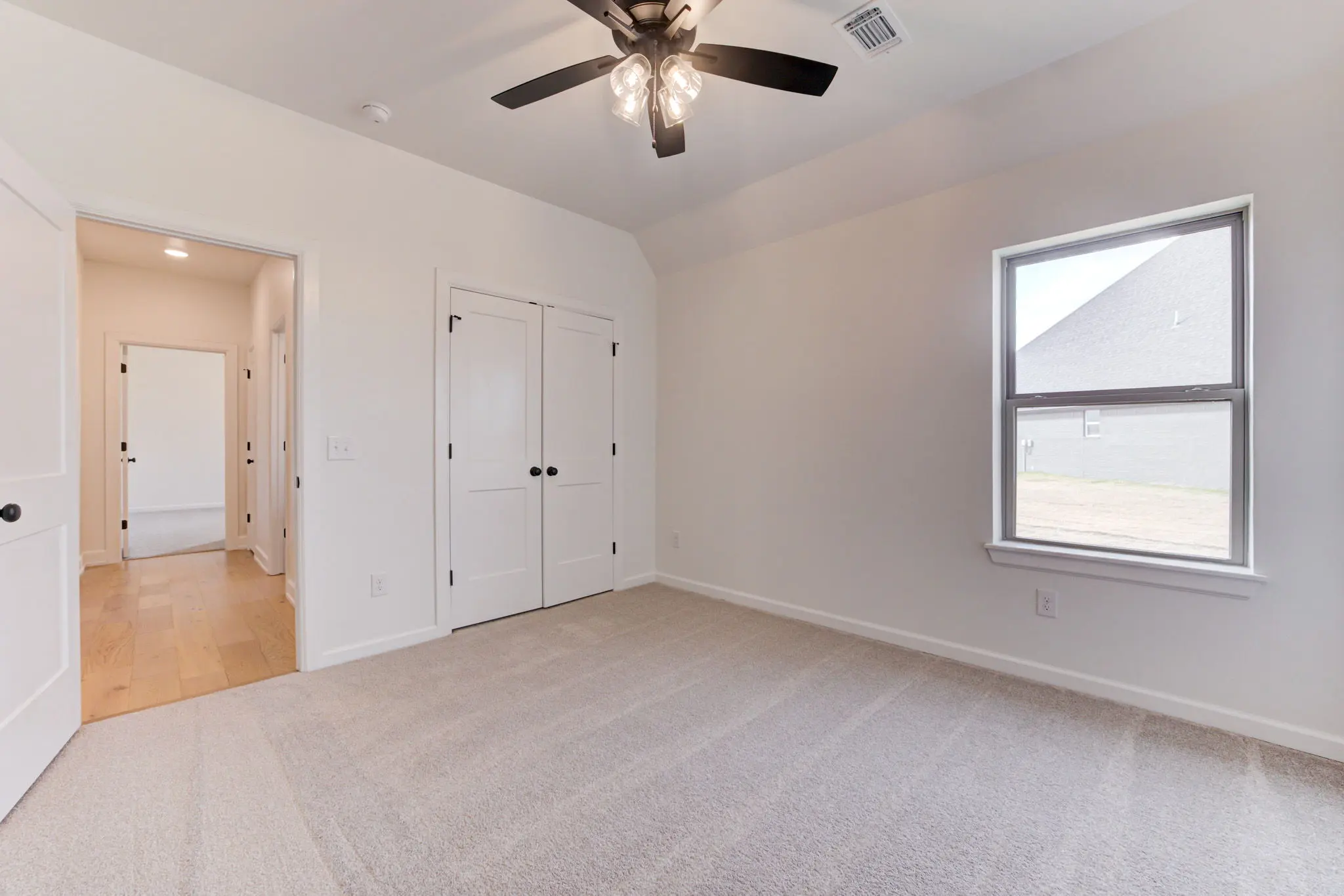 Charleston Estate - Interior Photo 24