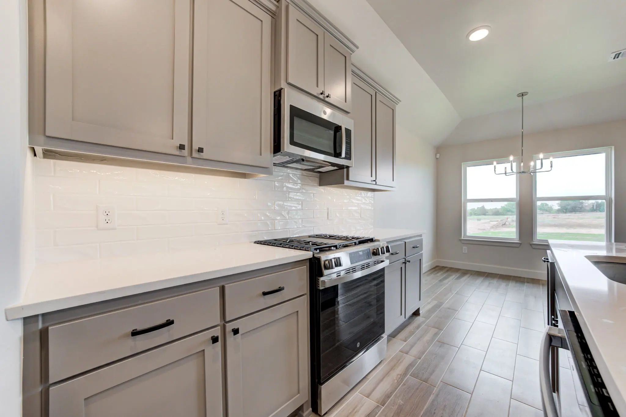 Rockland - Interior Photo 10