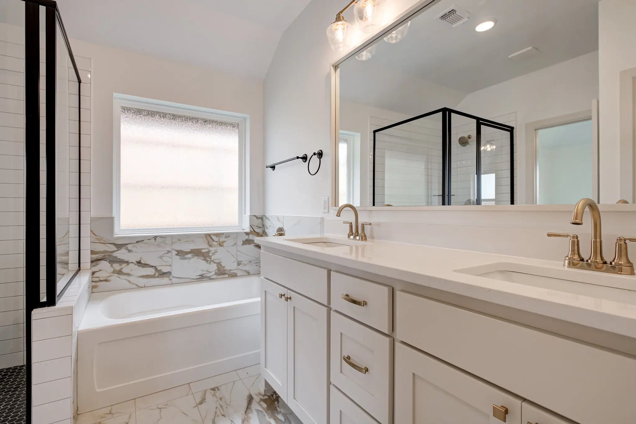 Point Sur - Interior Photo 20