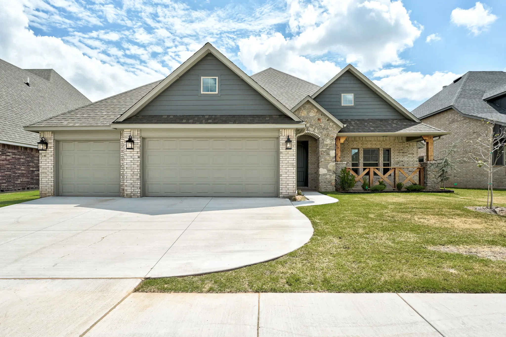 Example of Dover floor plan - Features and Finishes may vary based on product availability