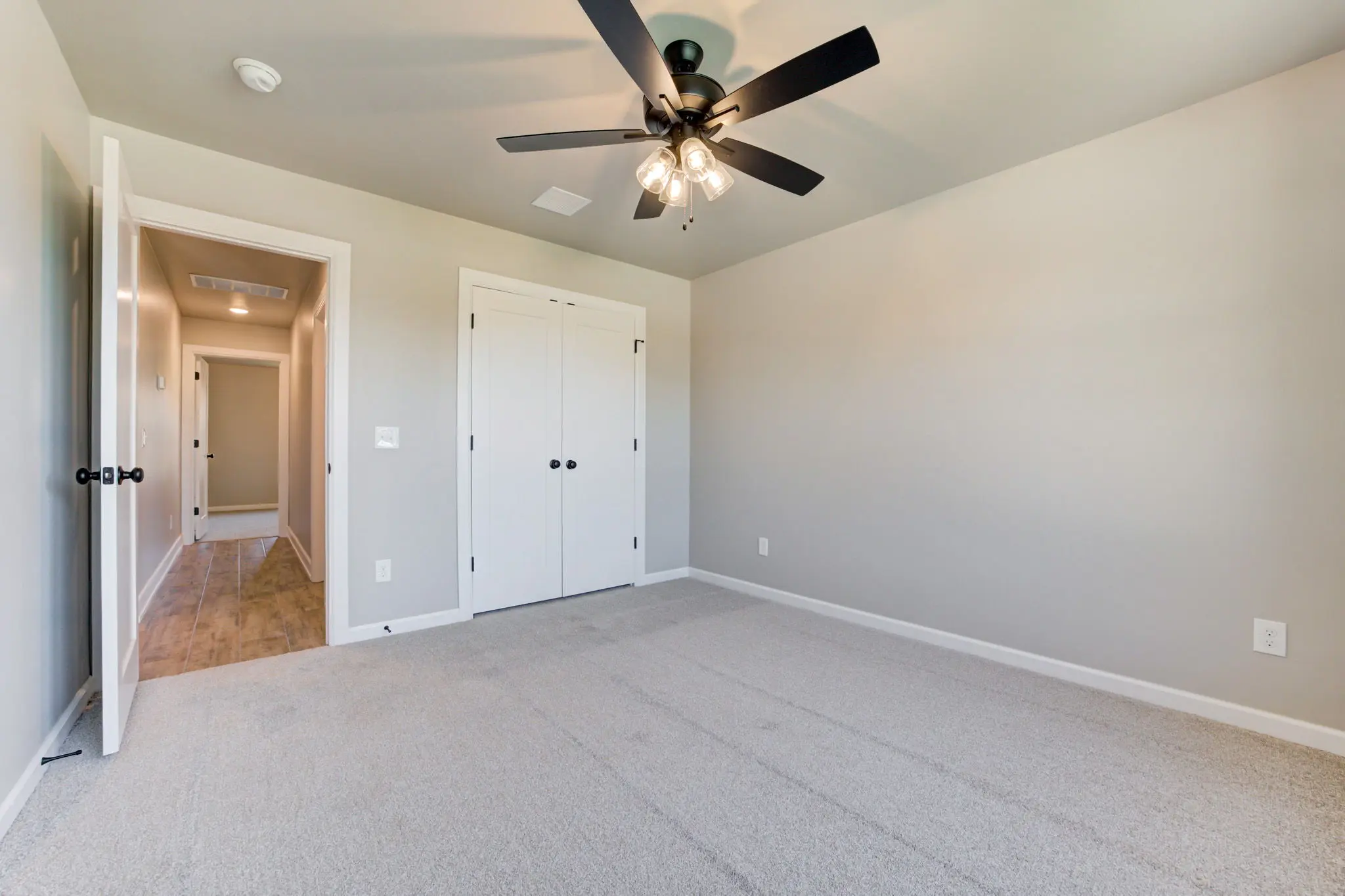 Cherry Island - Interior Photo 19