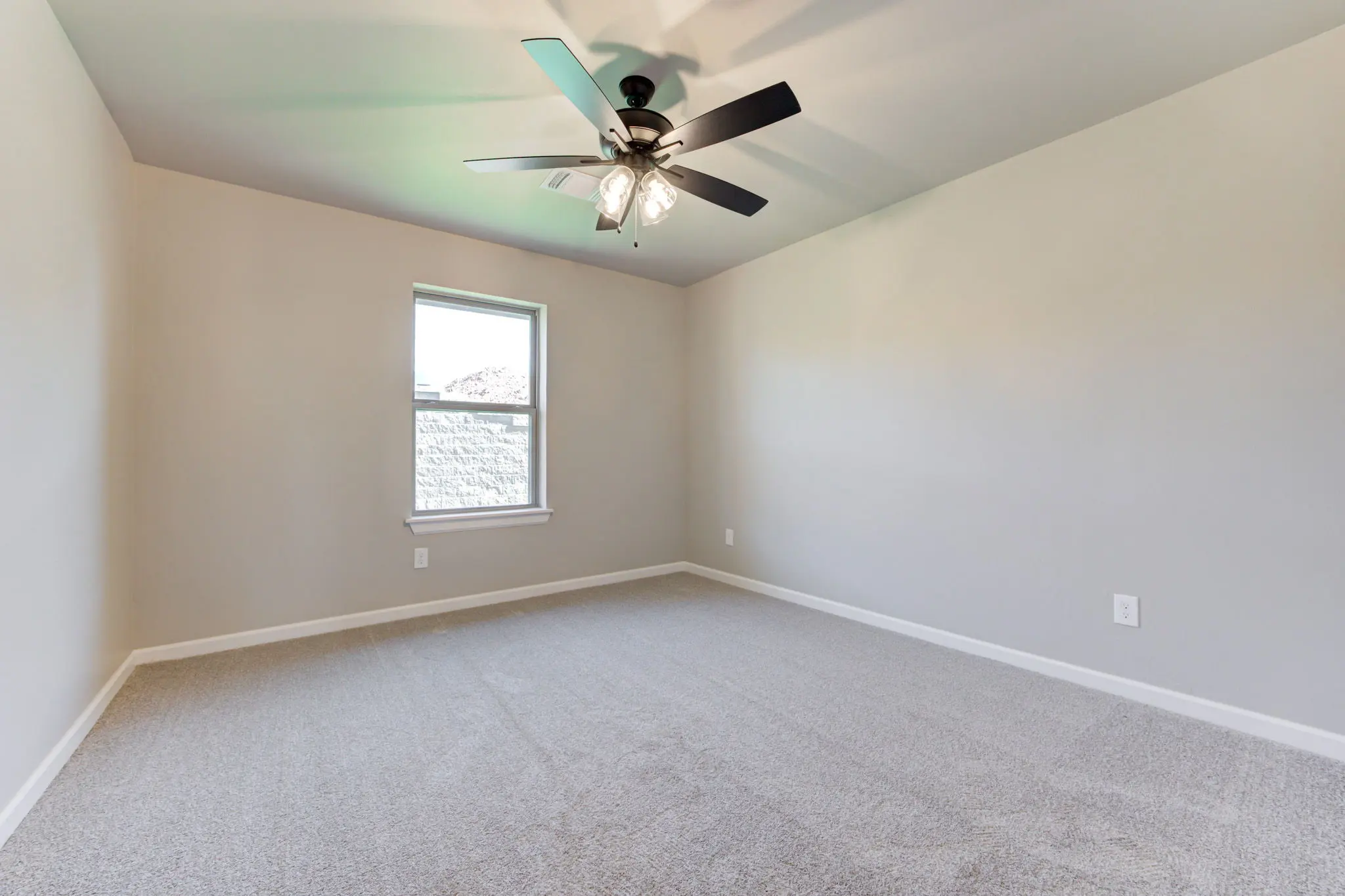 Cherry Island - Interior Photo 15