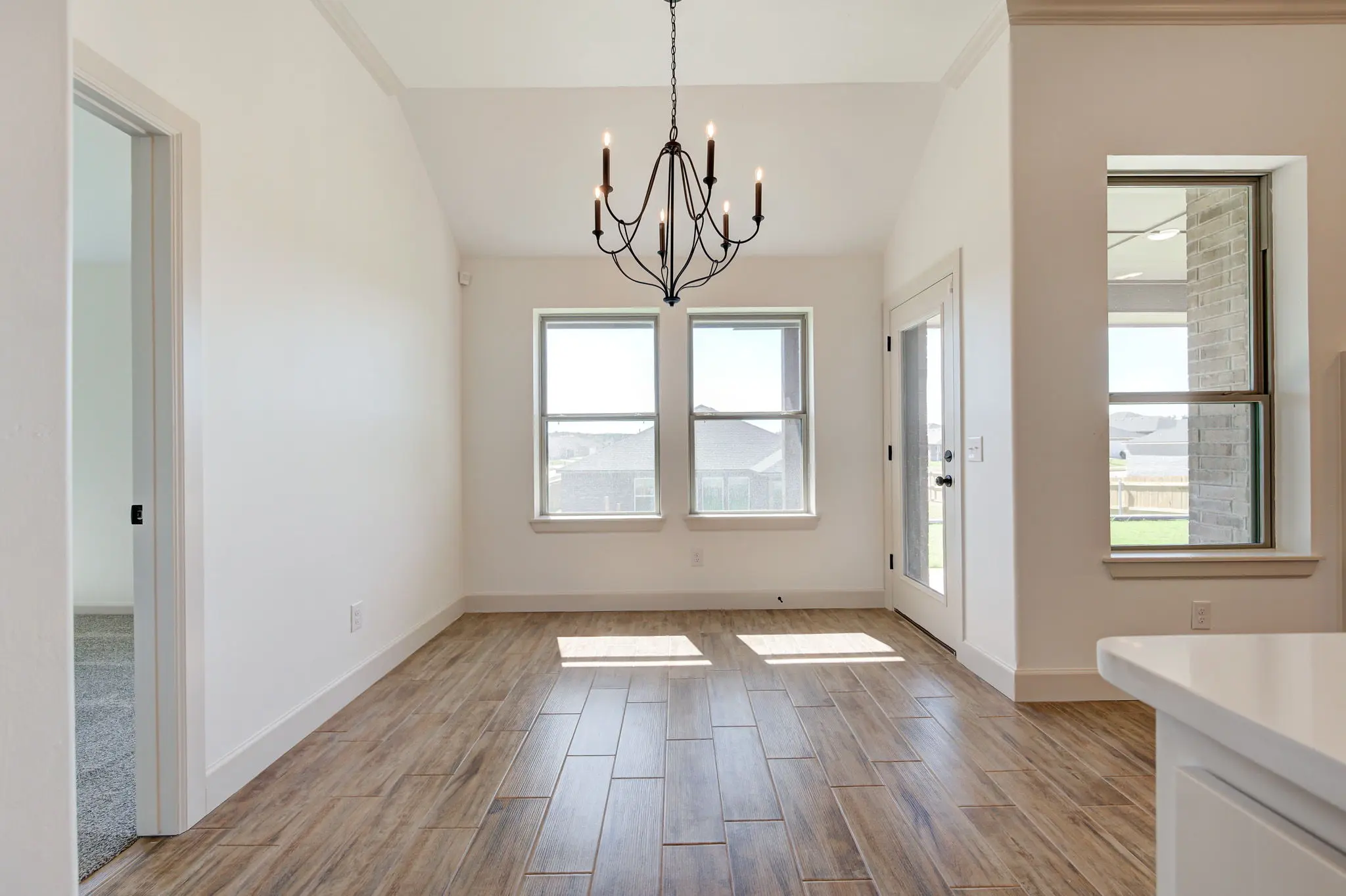 Montauk - Interior Photo 11