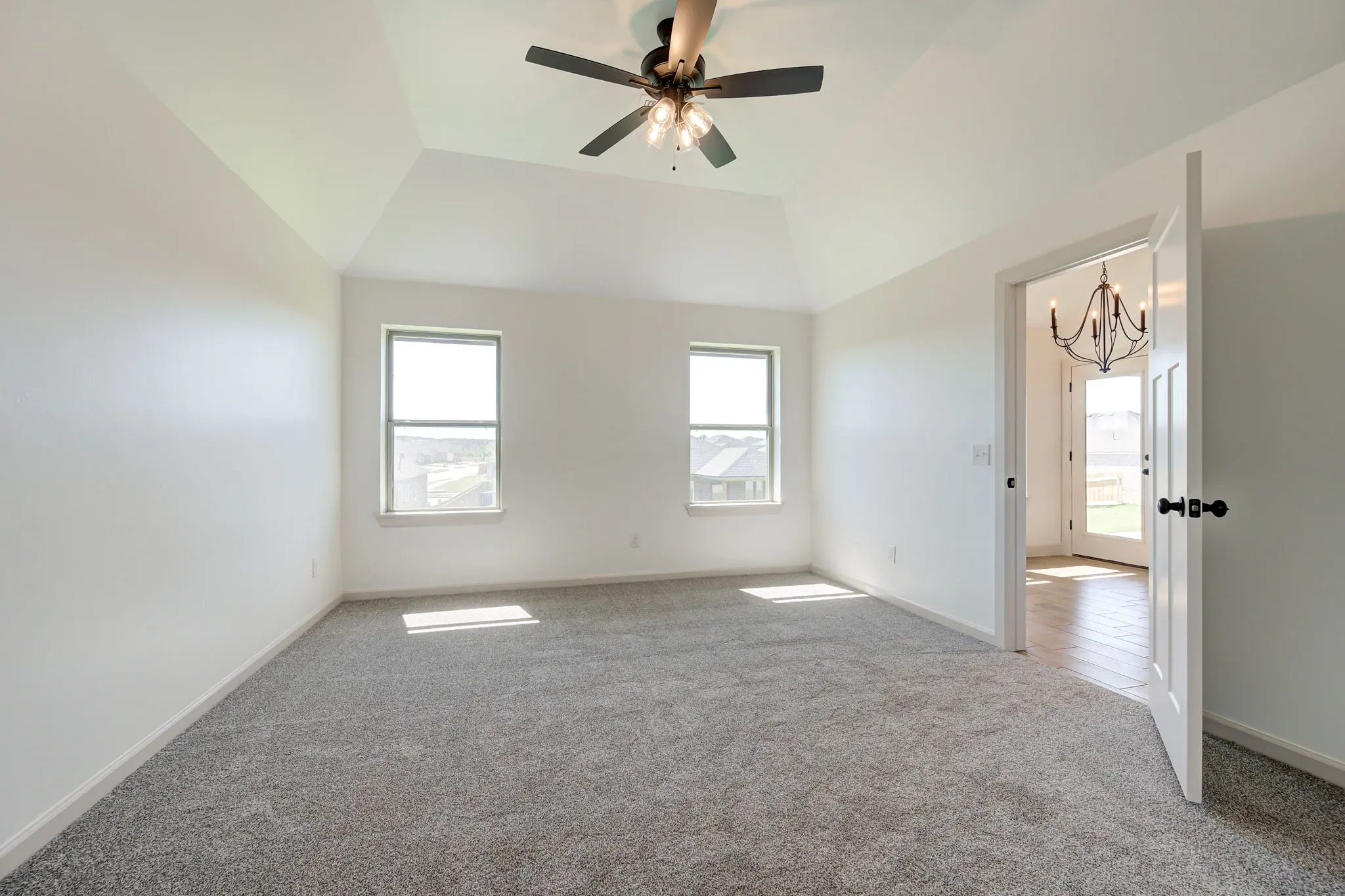 Montauk - Interior Photo 14