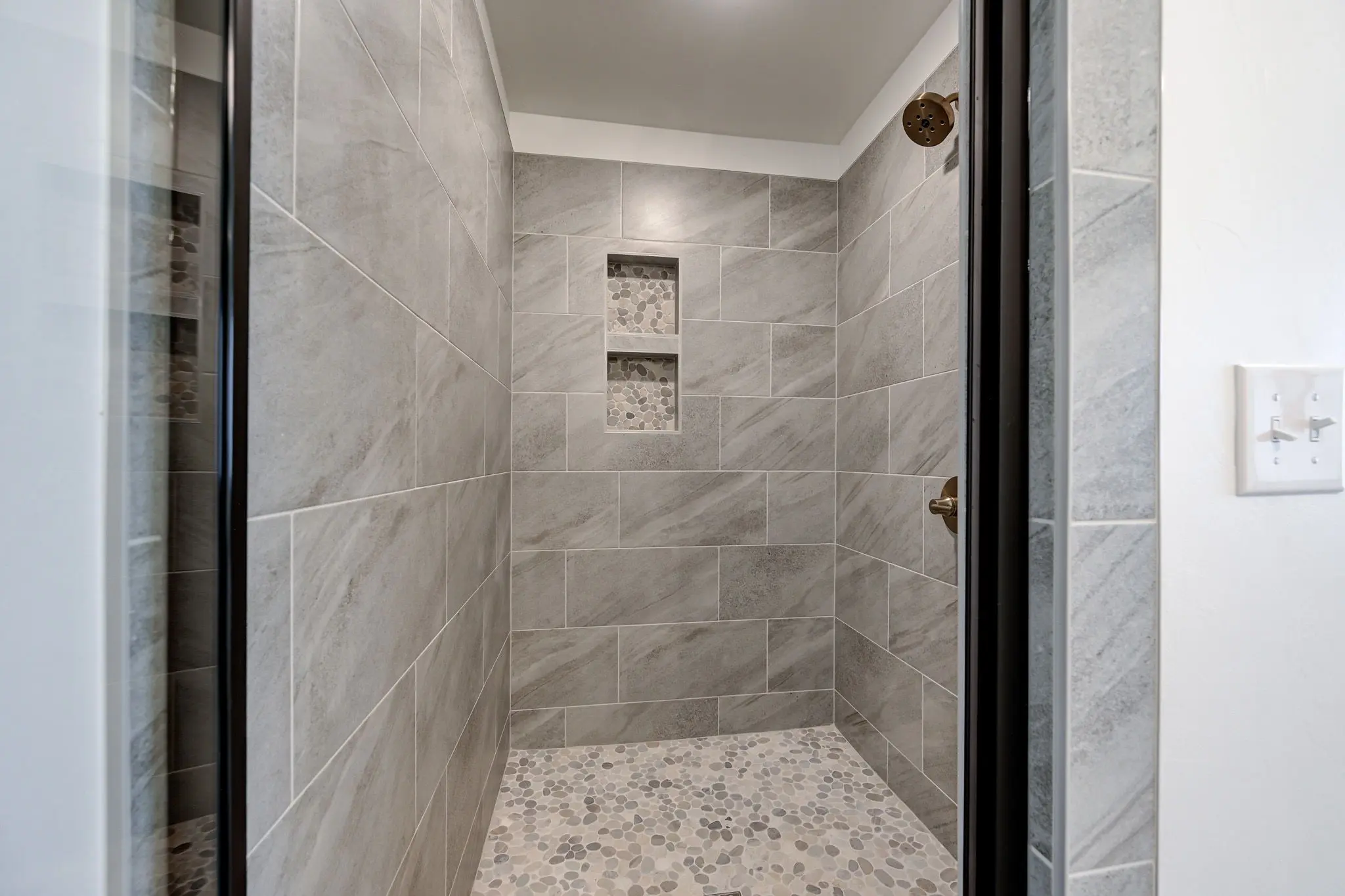 Montauk - Interior Photo 19