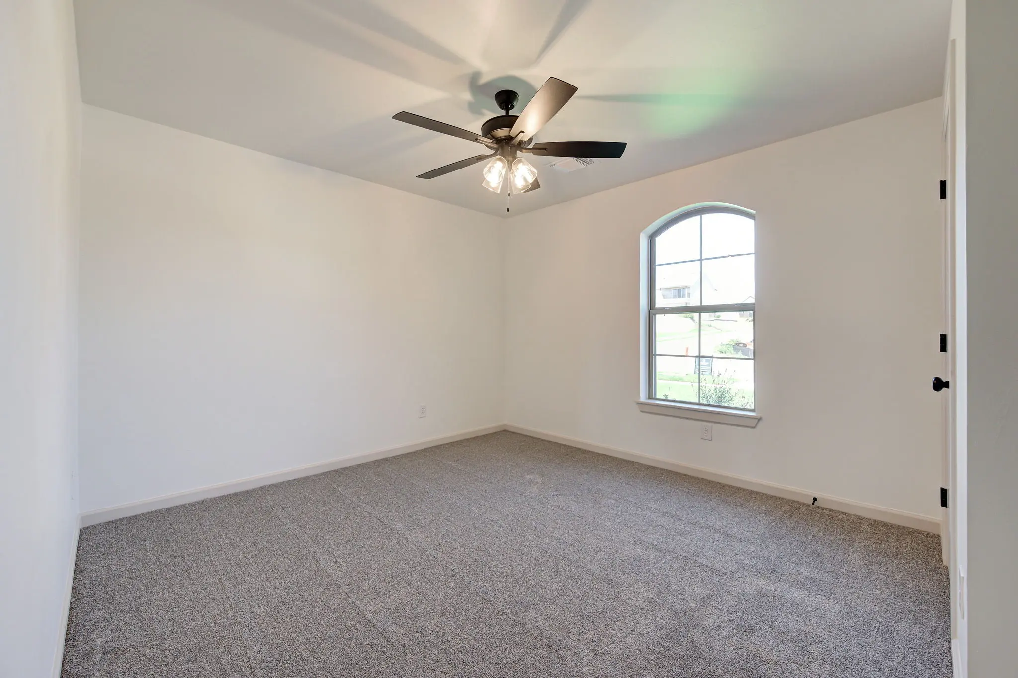 Montauk - Interior Photo 23