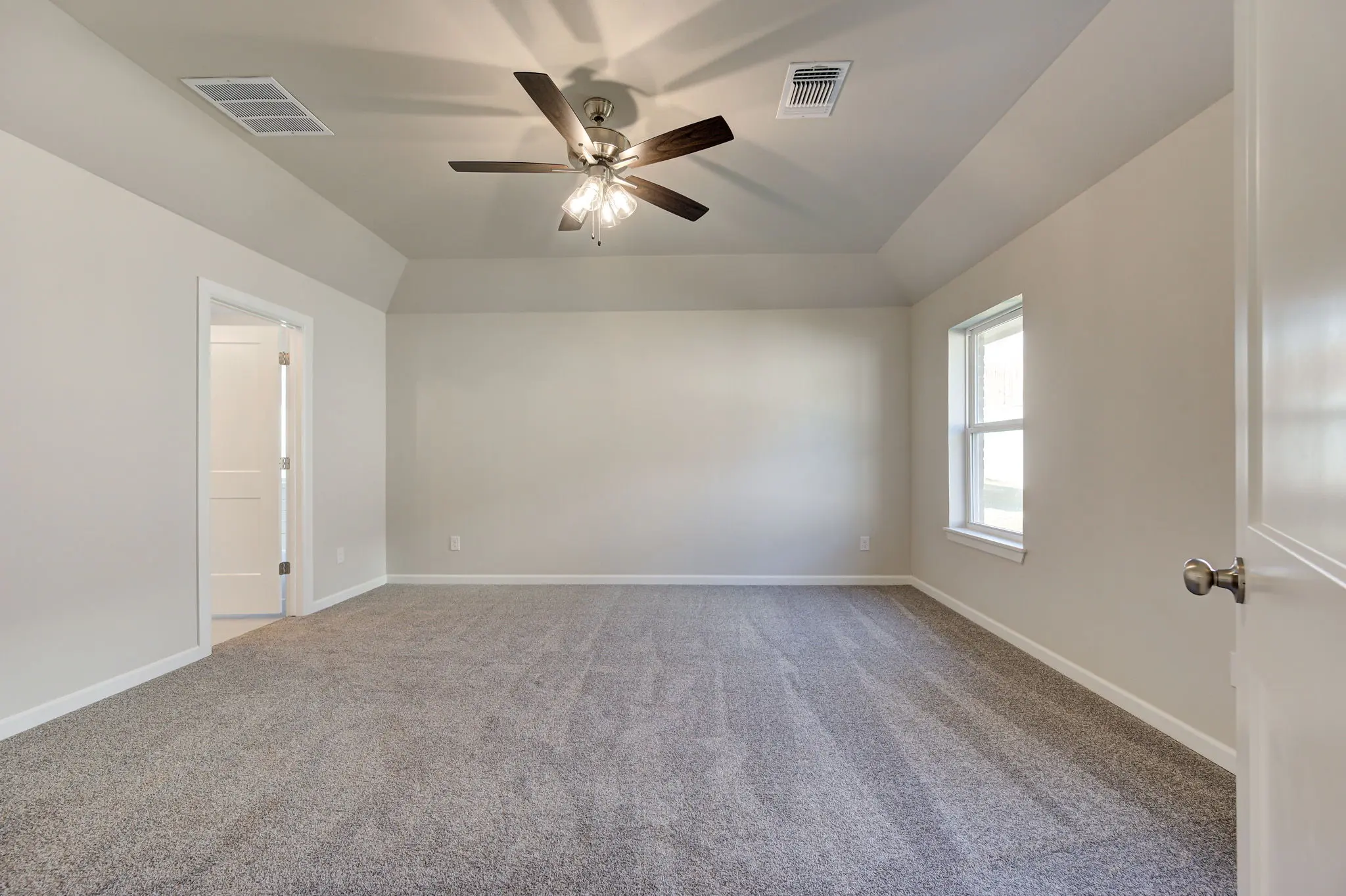 Example of Ashland Floor Plan - Features and Finishes may vary based on product availability