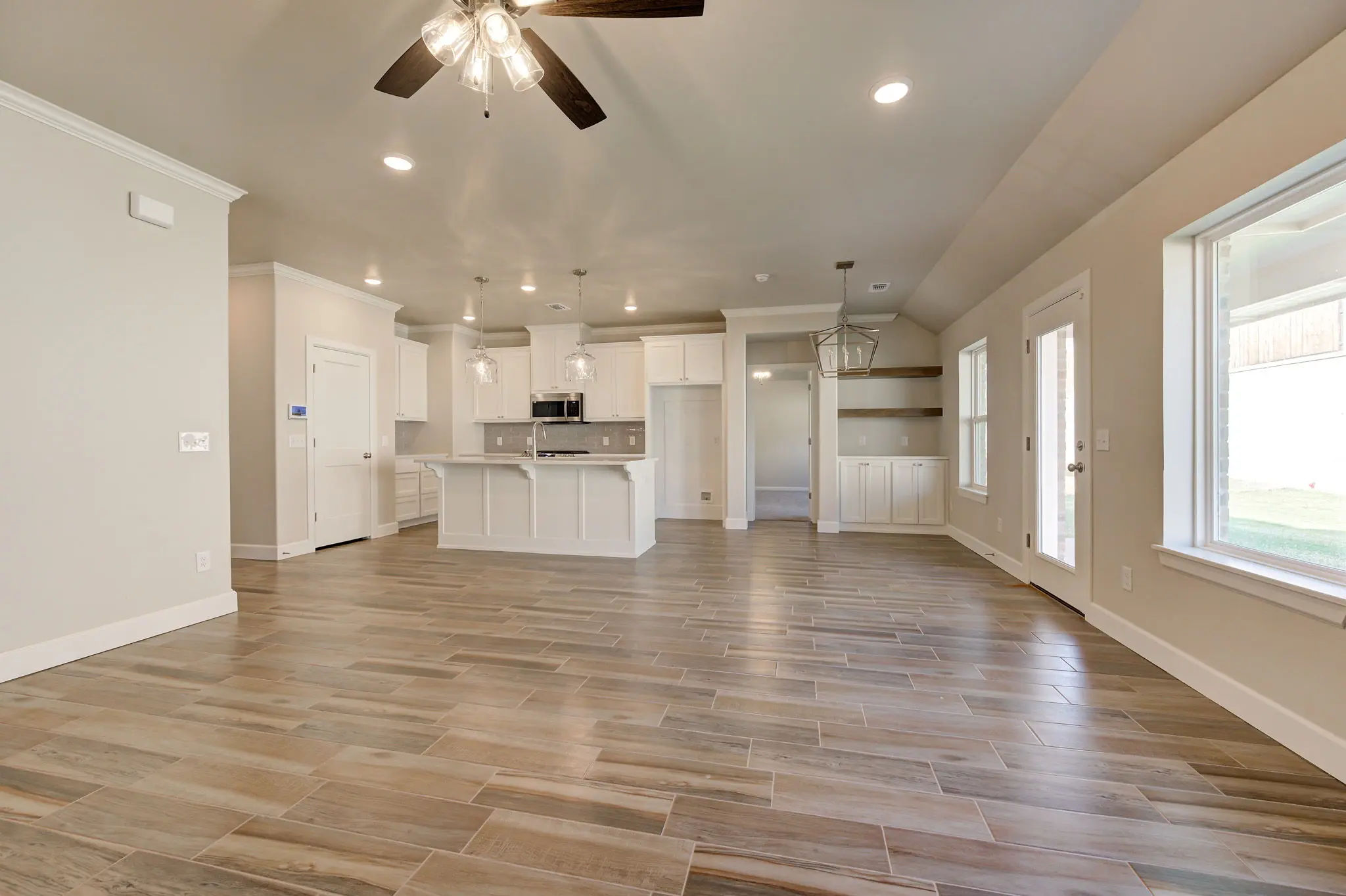 Example of Ashland Floor Plan - Features and Finishes may vary based on product availability
