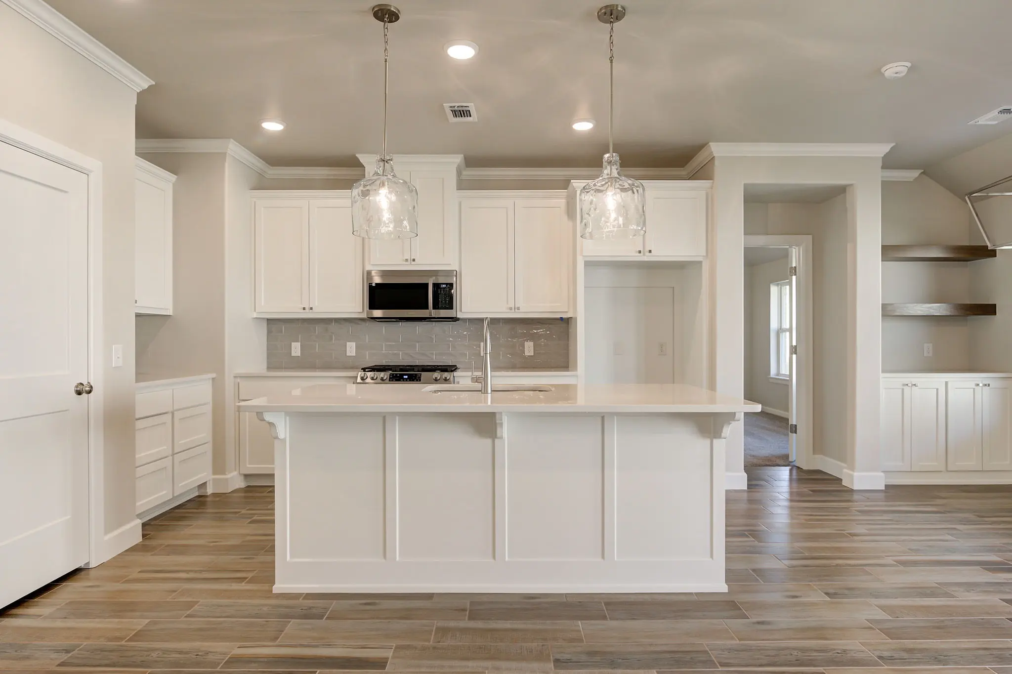 Example of Ashland Floor Plan - Features and Finishes may vary based on product availability