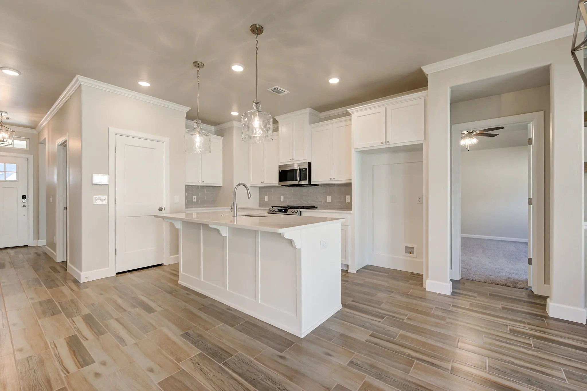 Example of Ashland Floor Plan - Features and Finishes may vary based on product availability