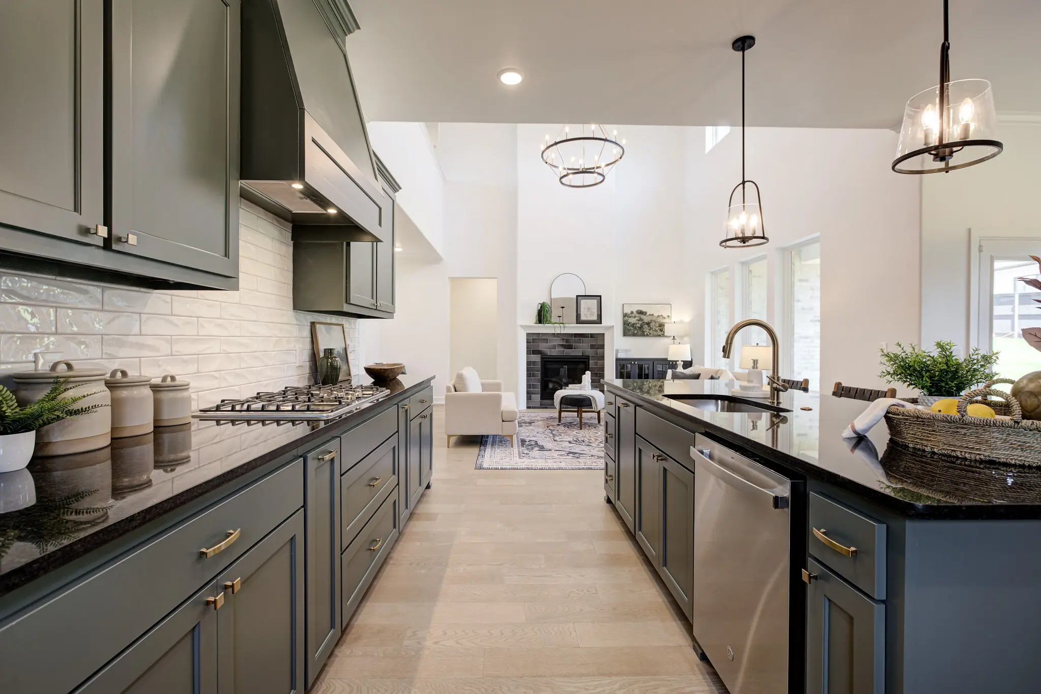 Windmill Point II - Interior Photo 16
