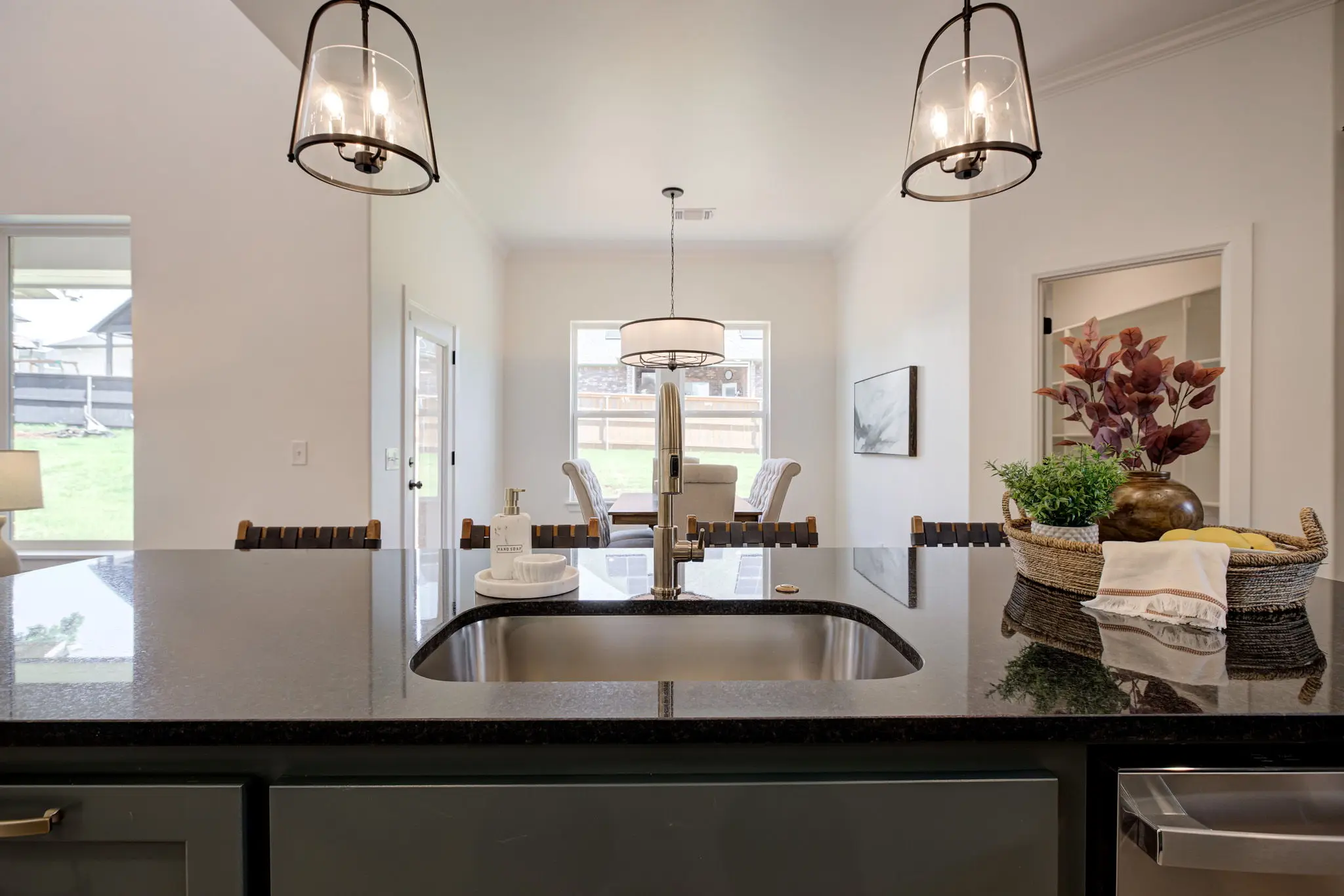 Windmill Point II - Interior Photo 20
