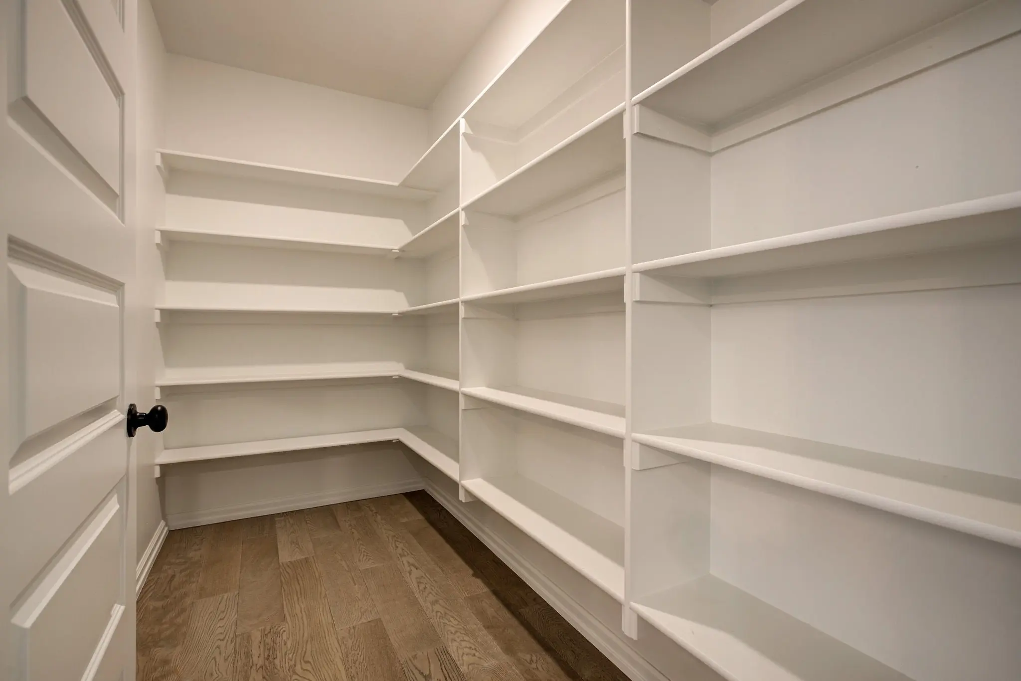 Windmill Point II - Interior Photo 21
