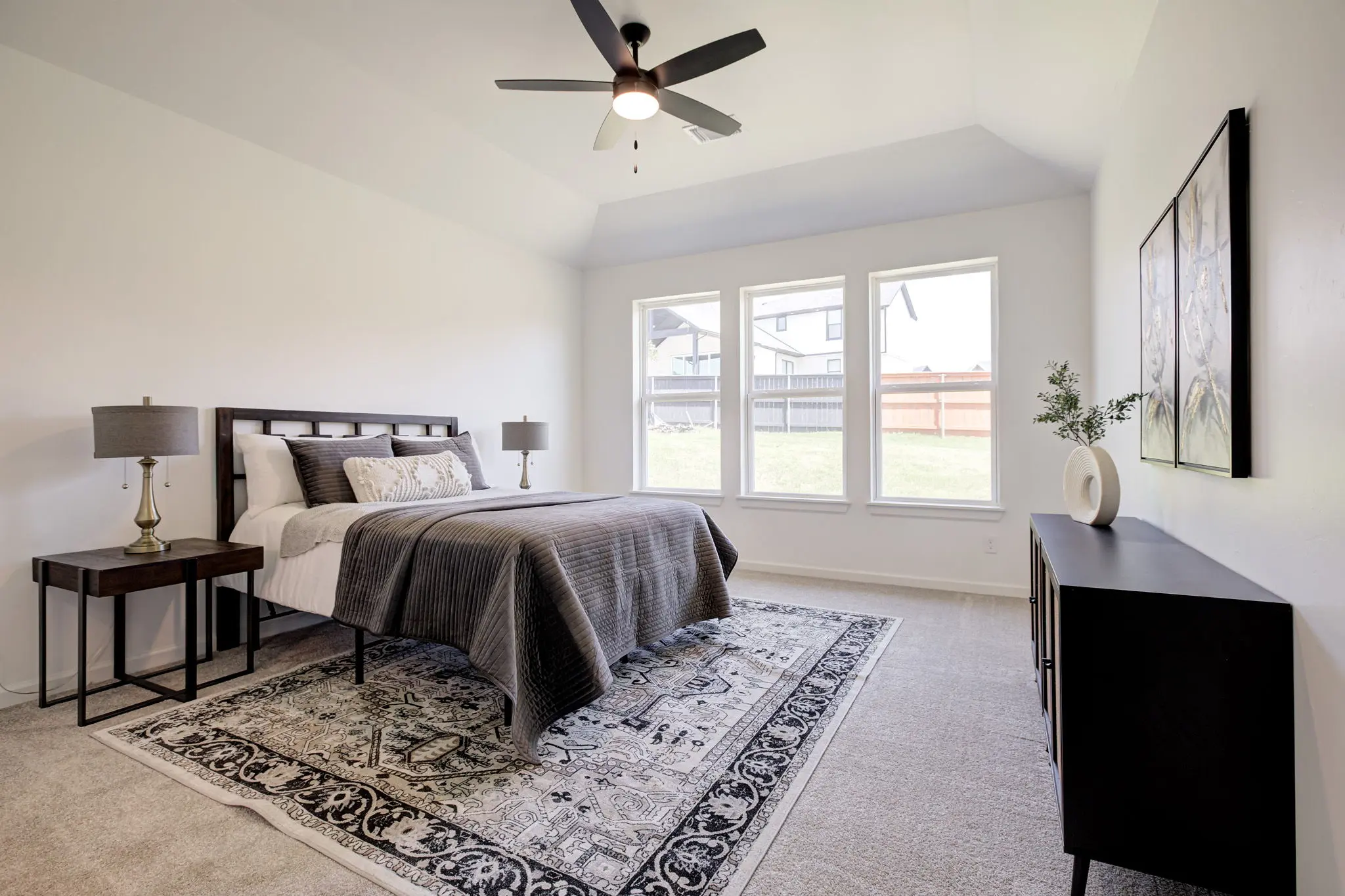 Windmill Point II - Interior Photo 24