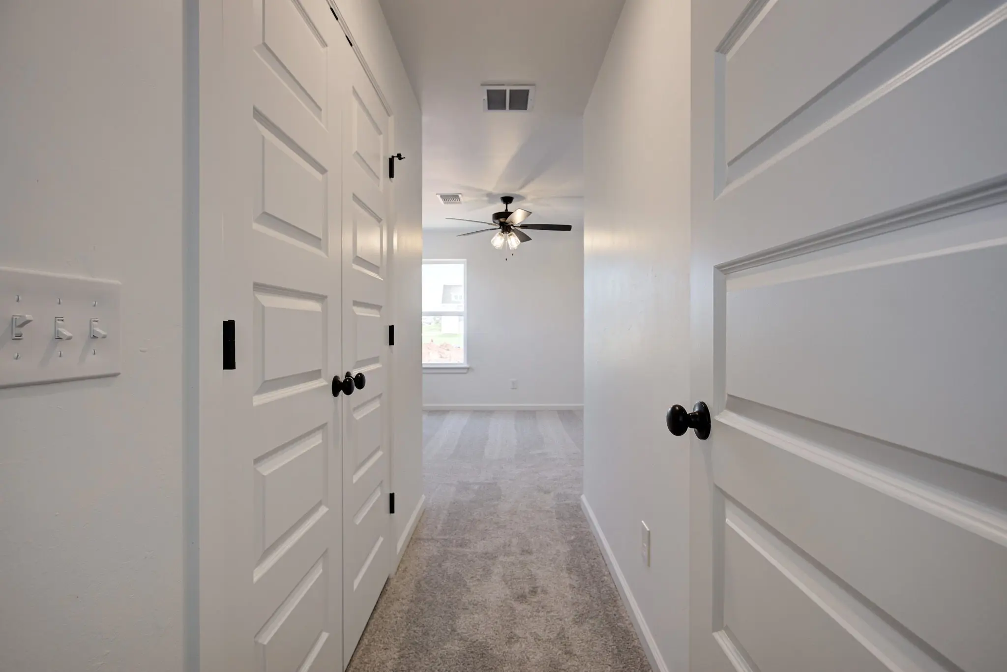 Windmill Point II - Interior Photo 40