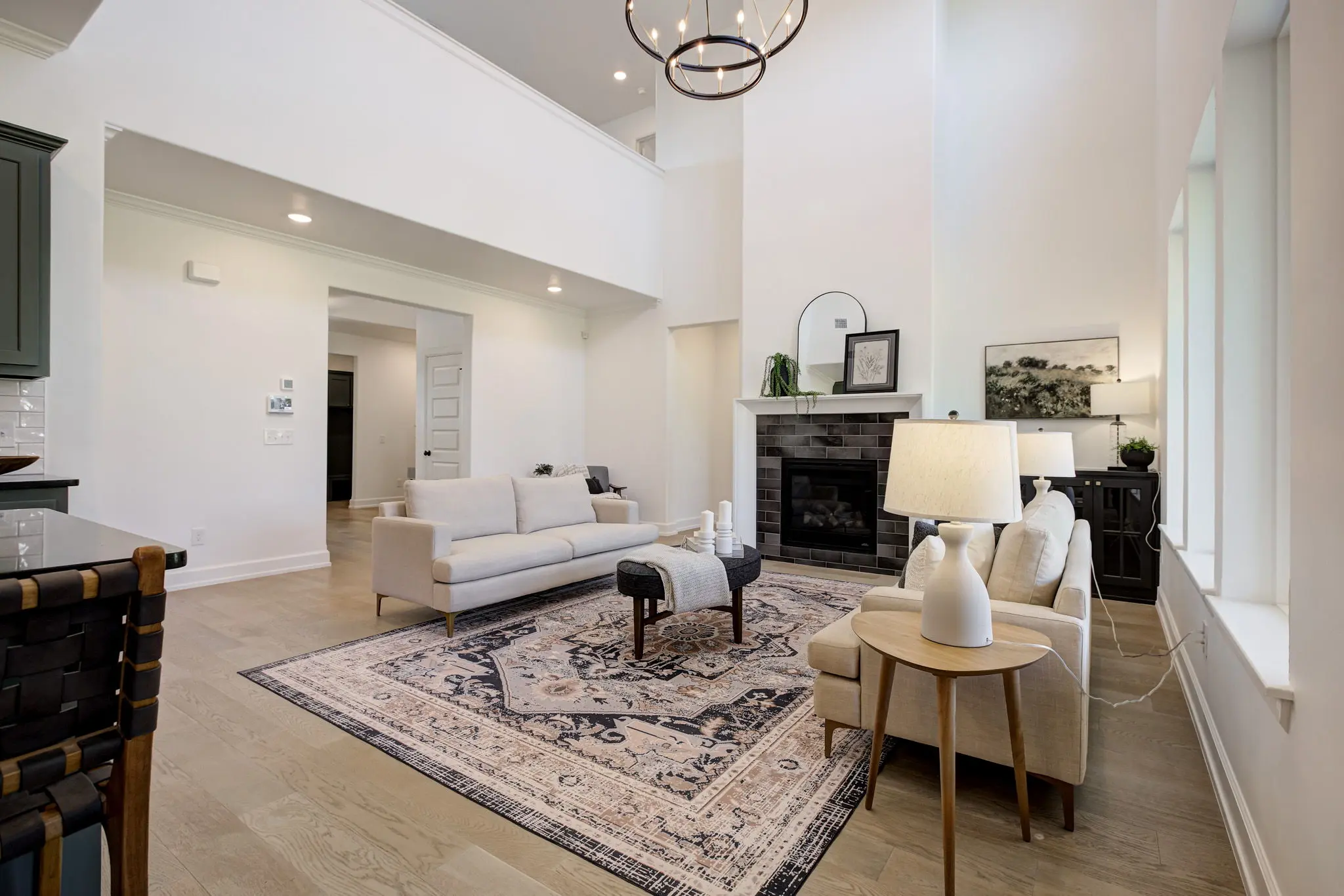 Windmill Point II - Interior Photo 11