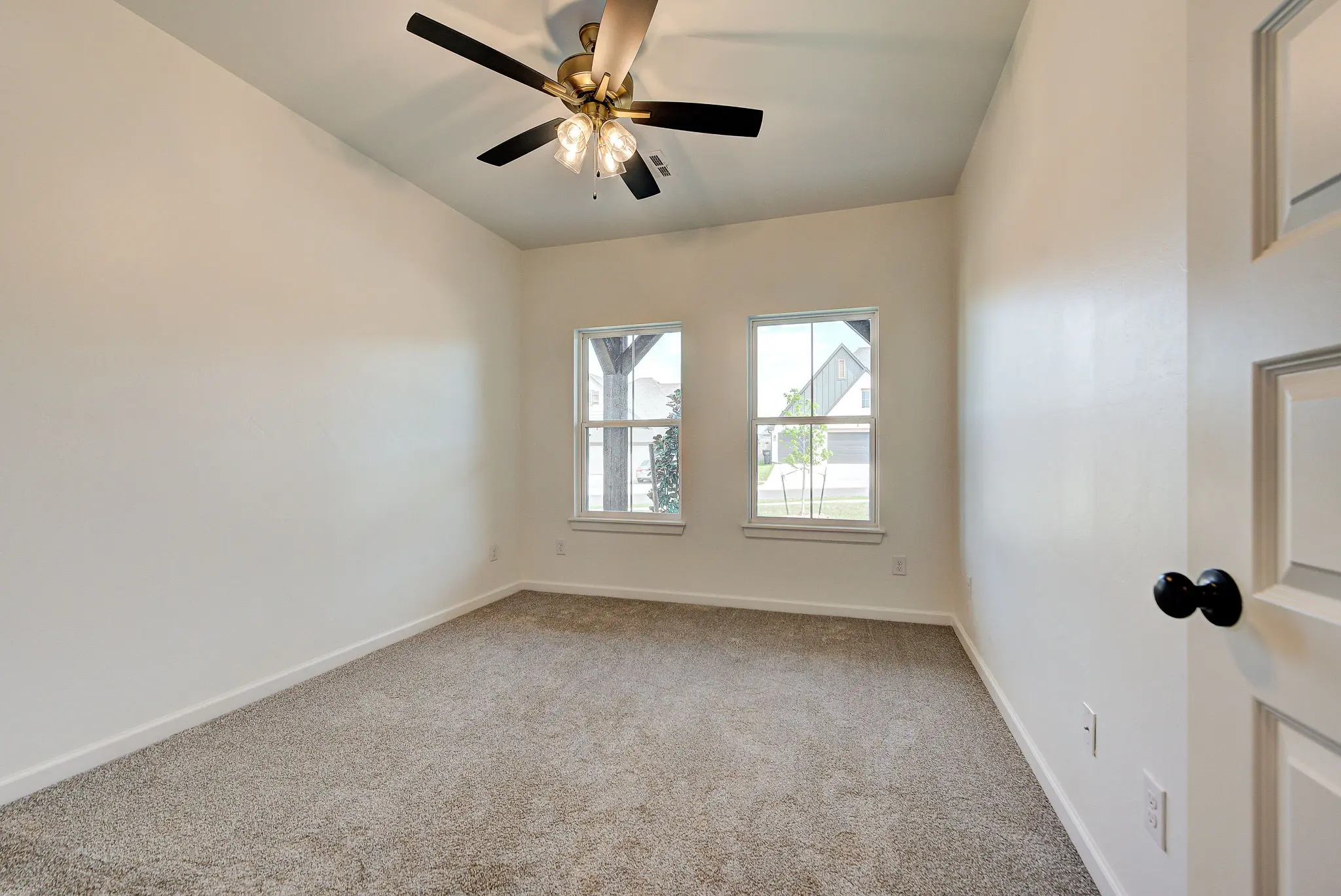 Fenwick - Interior Photo 30