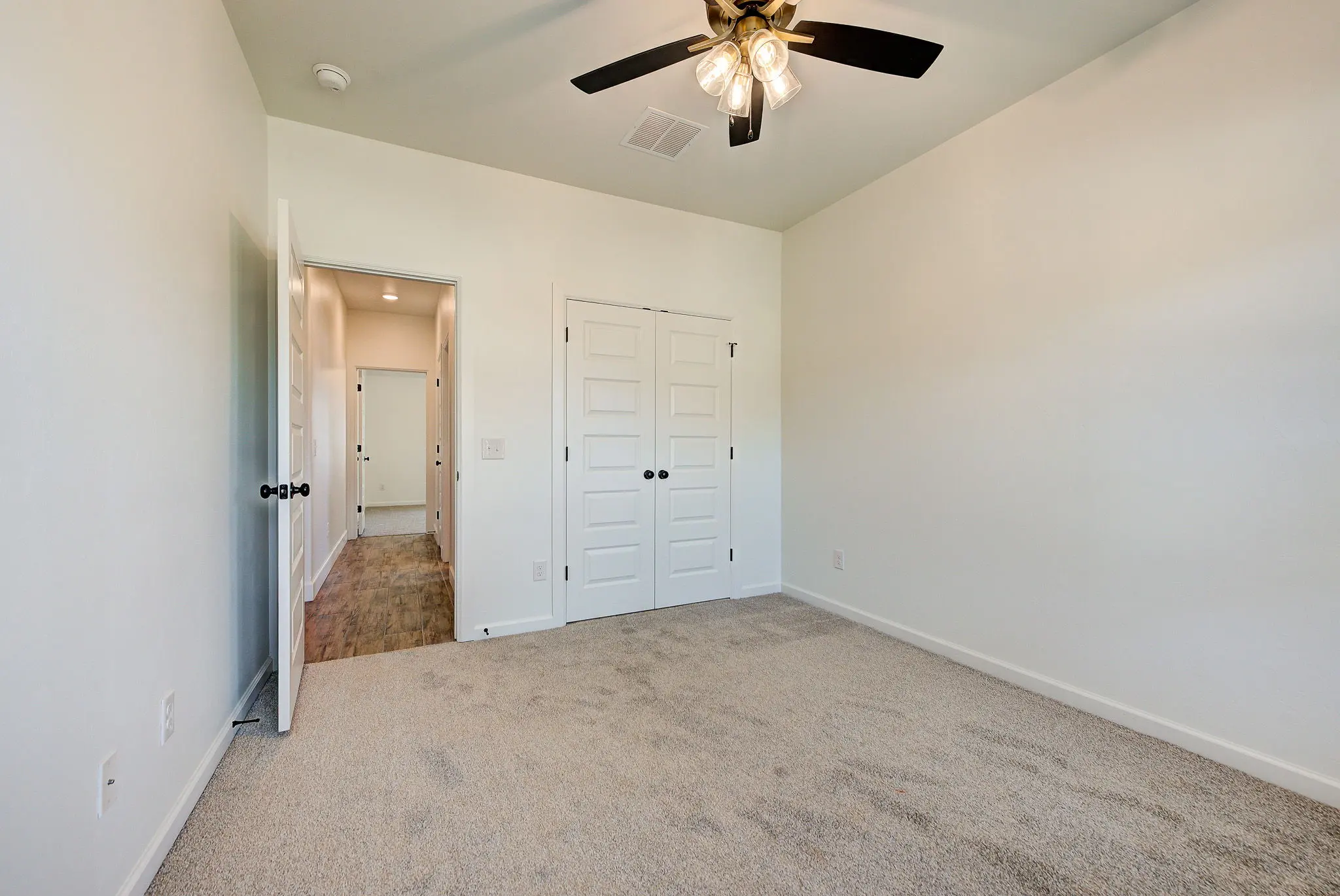 Fenwick - Interior Photo 31