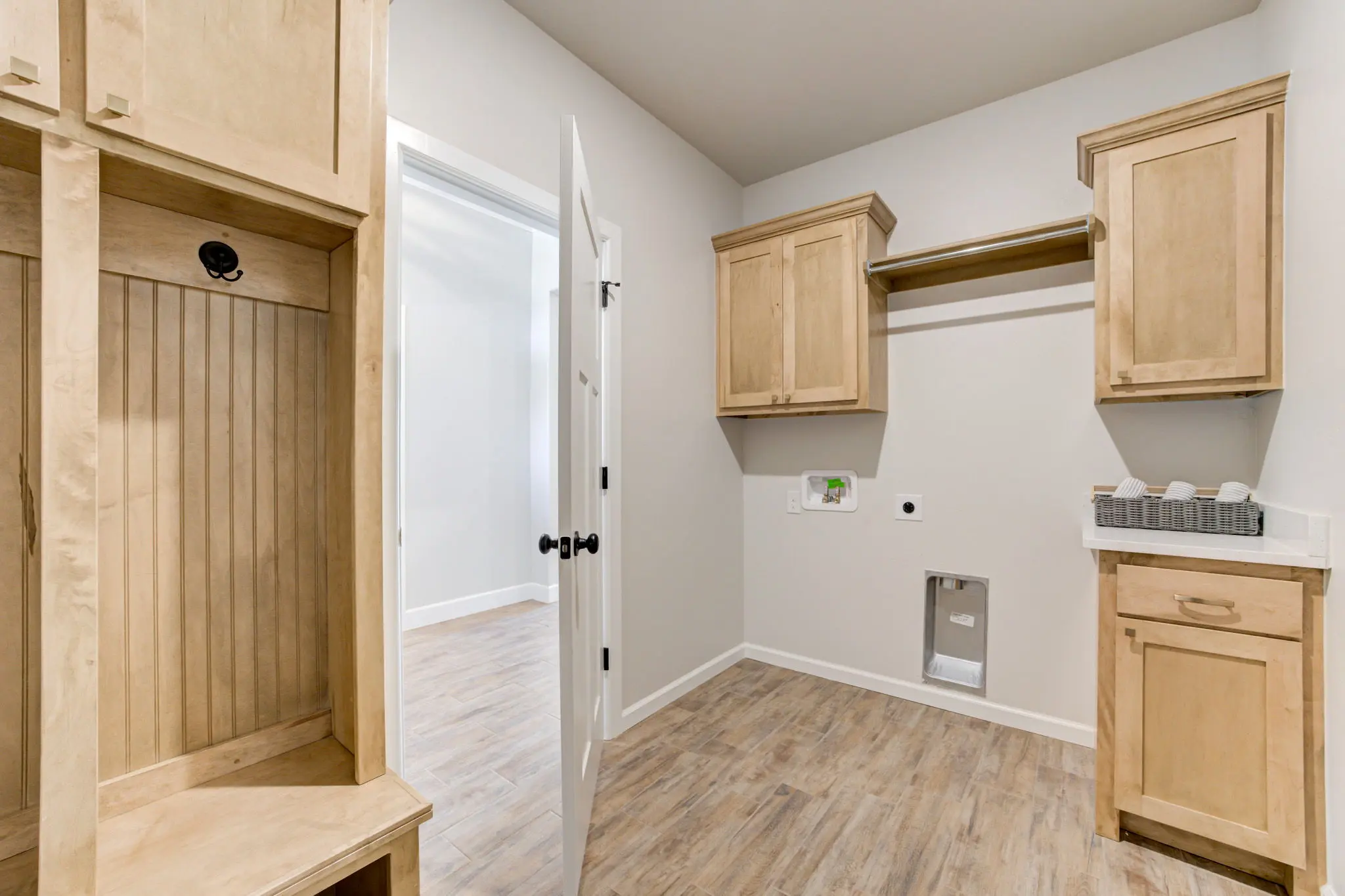 Example of Bellevue II floor plan - Features and Finishes may vary based on product availability