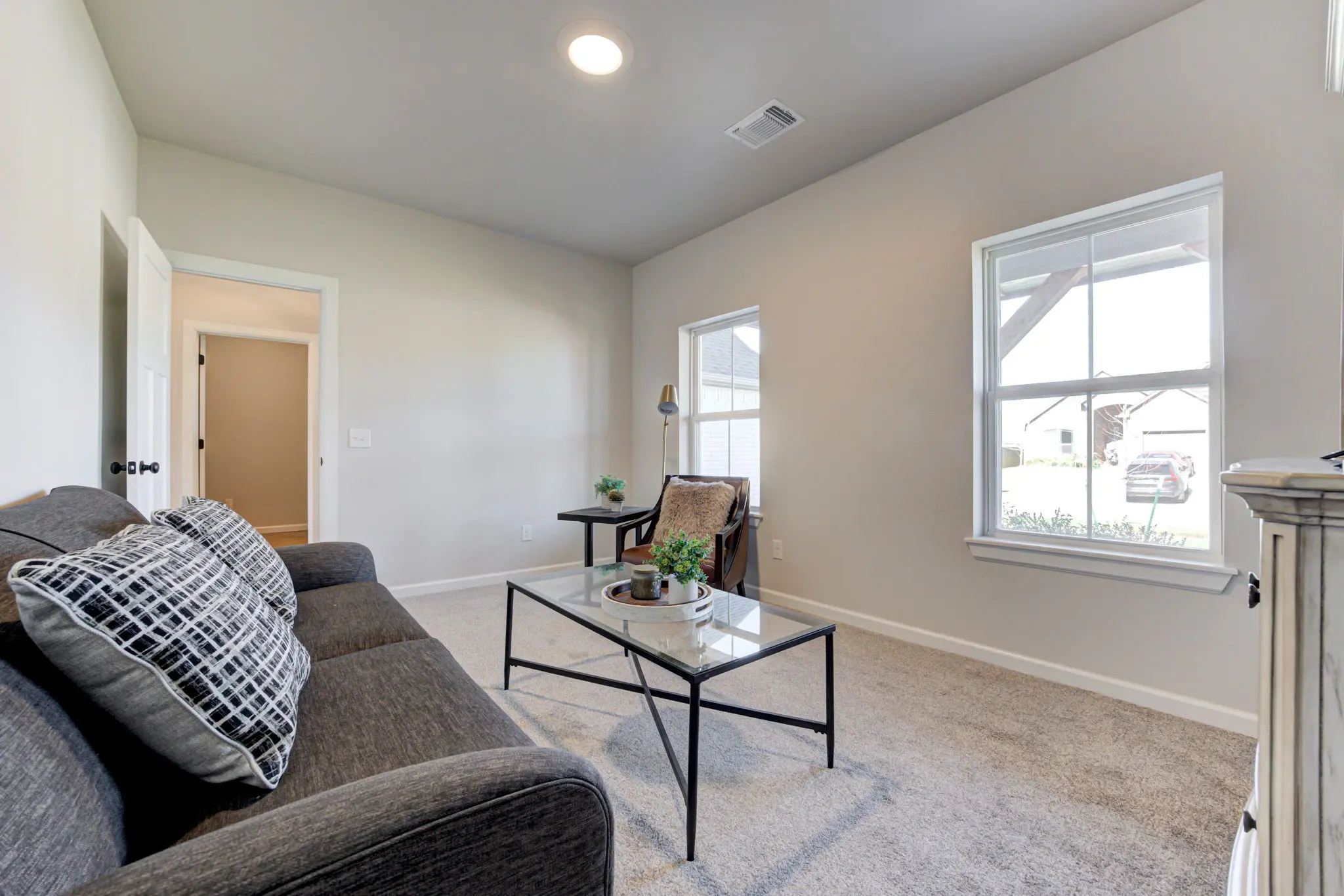 Example of Bellevue II floor plan - Features and Finishes may vary based on product availability