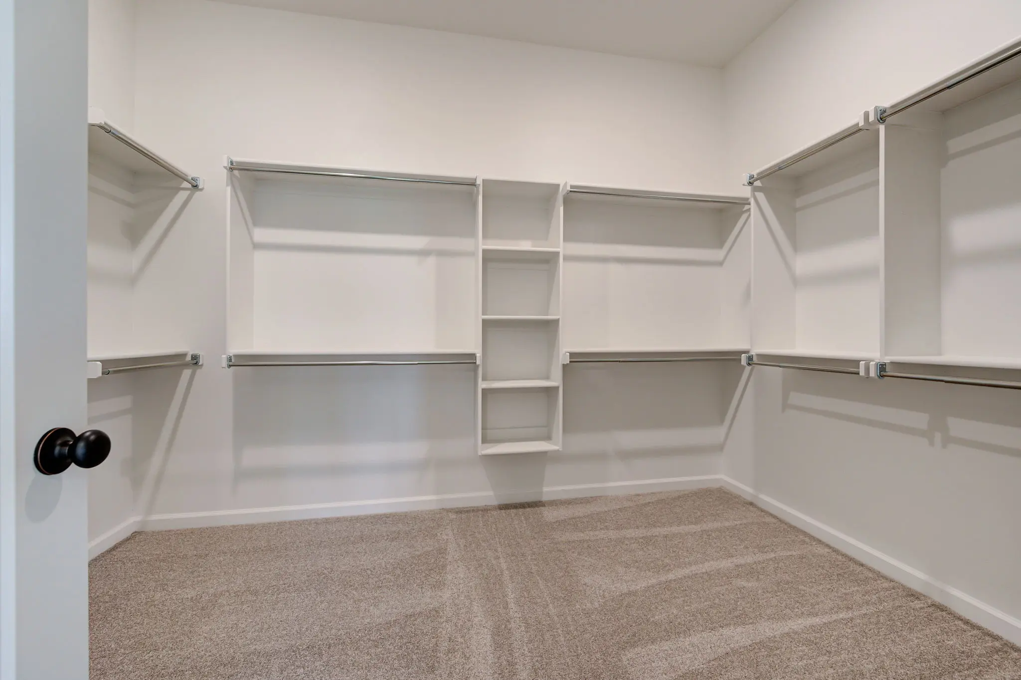 Finns Point - Interior Photo 16