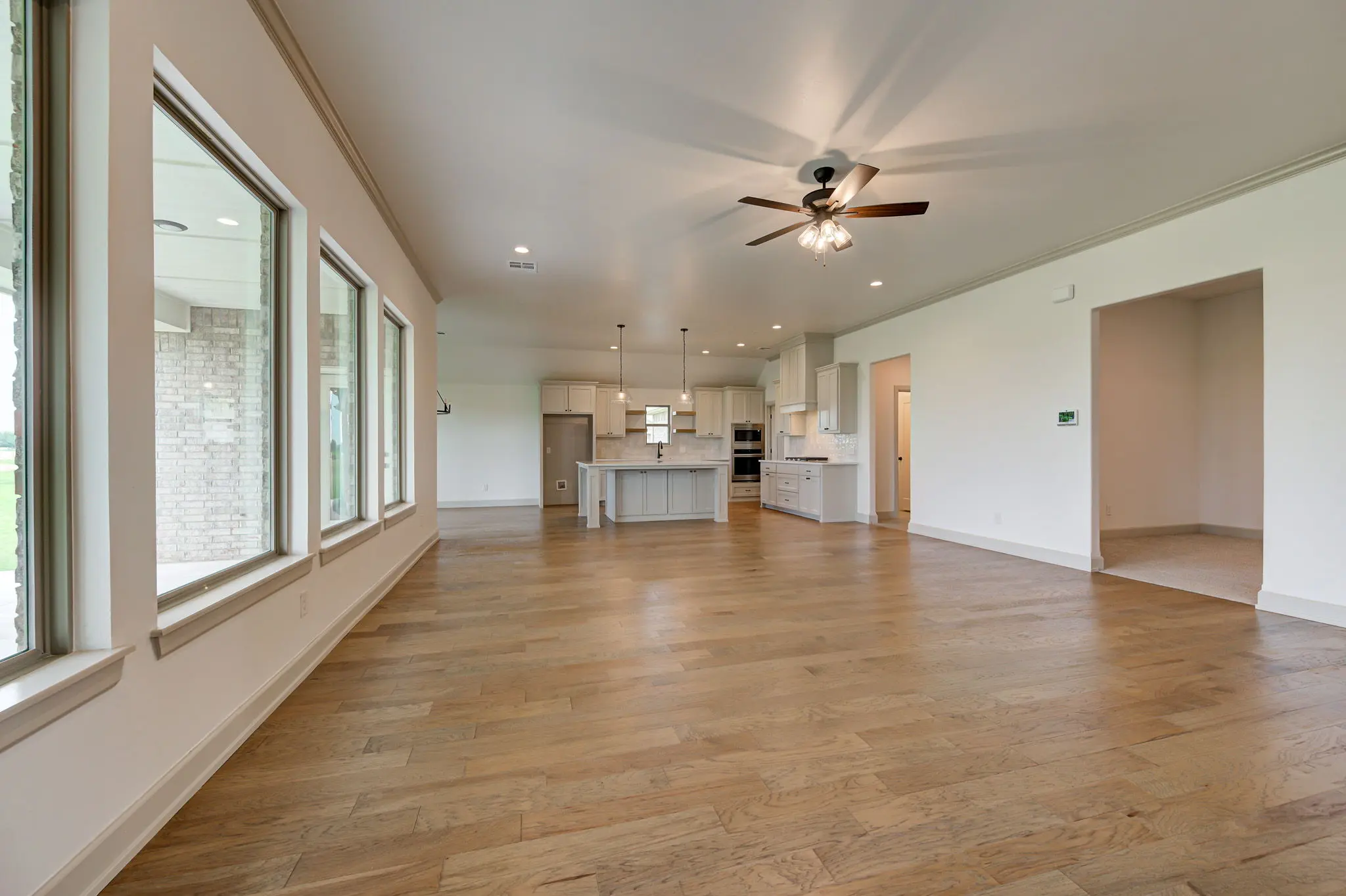 Finns Point Estate - Interior Photo 6