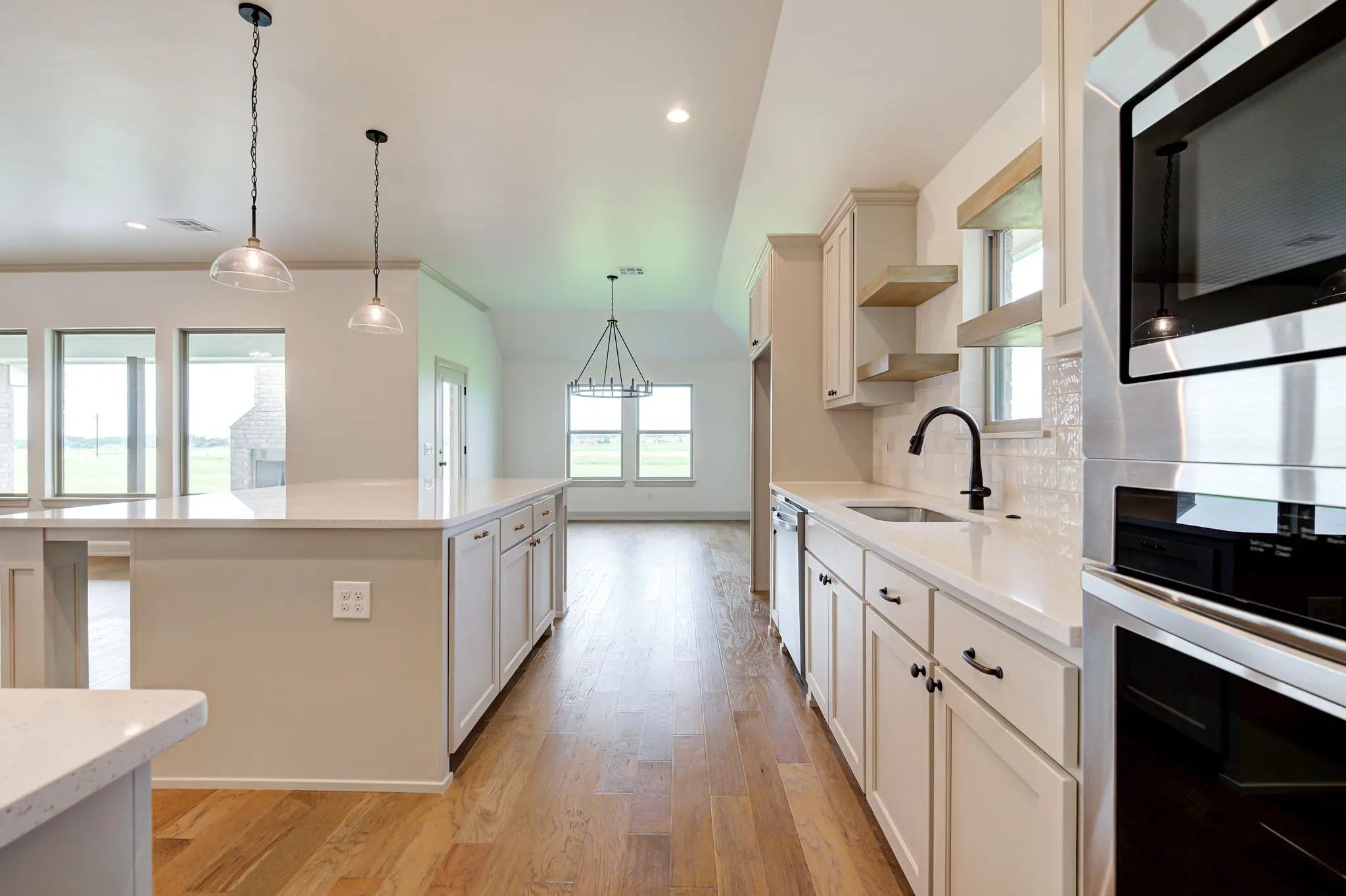 Finns Point Estate - Interior Photo 9