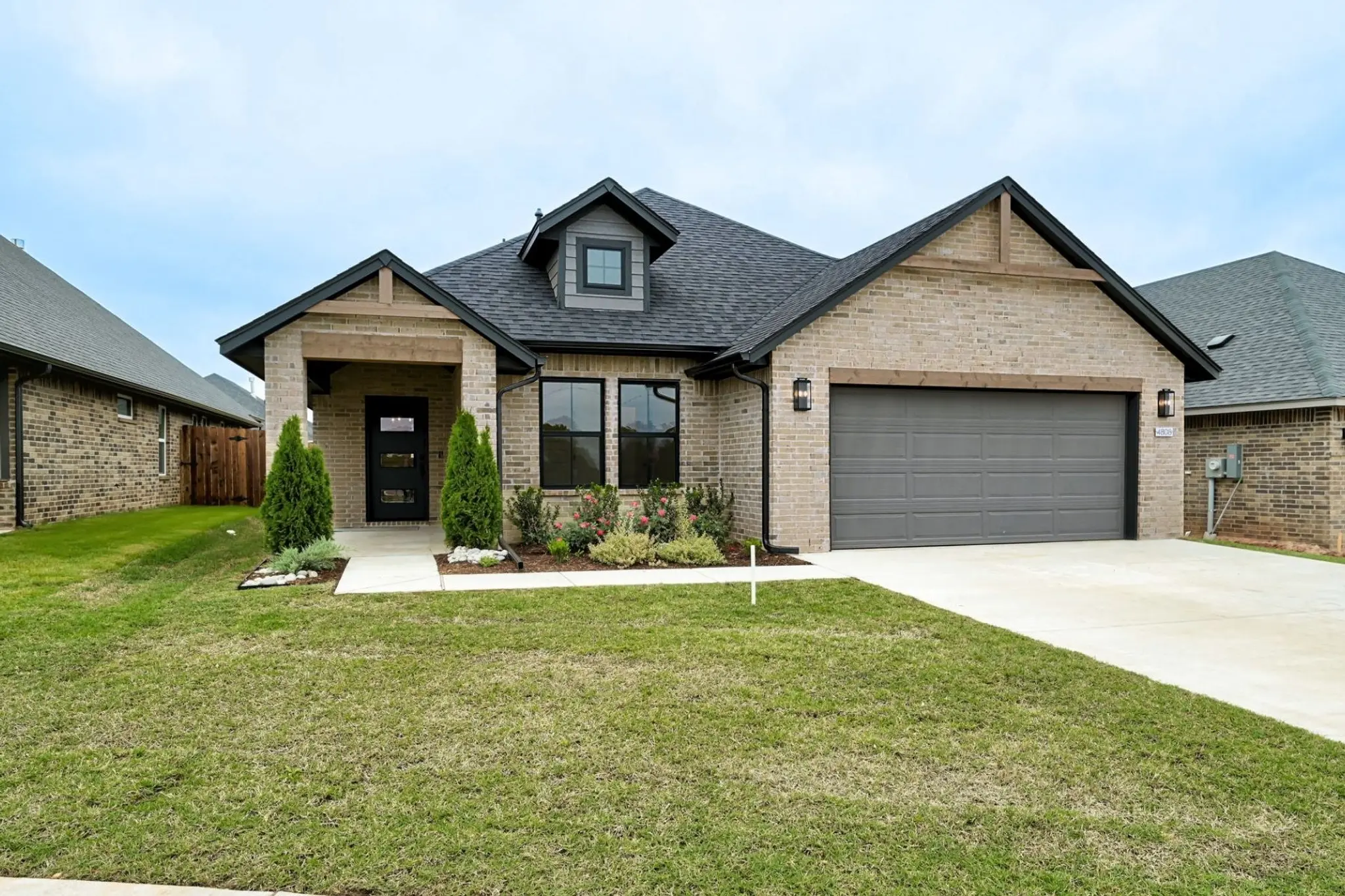 Example of Point Sur floor plan - Features and Finishes may vary based on product availability