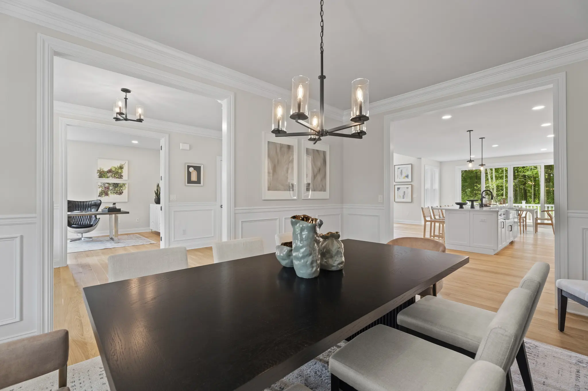 Highland - Interior Photo 8