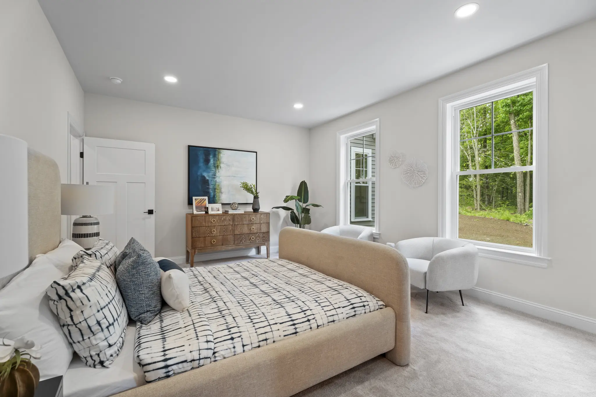 Highland - Interior Photo 29