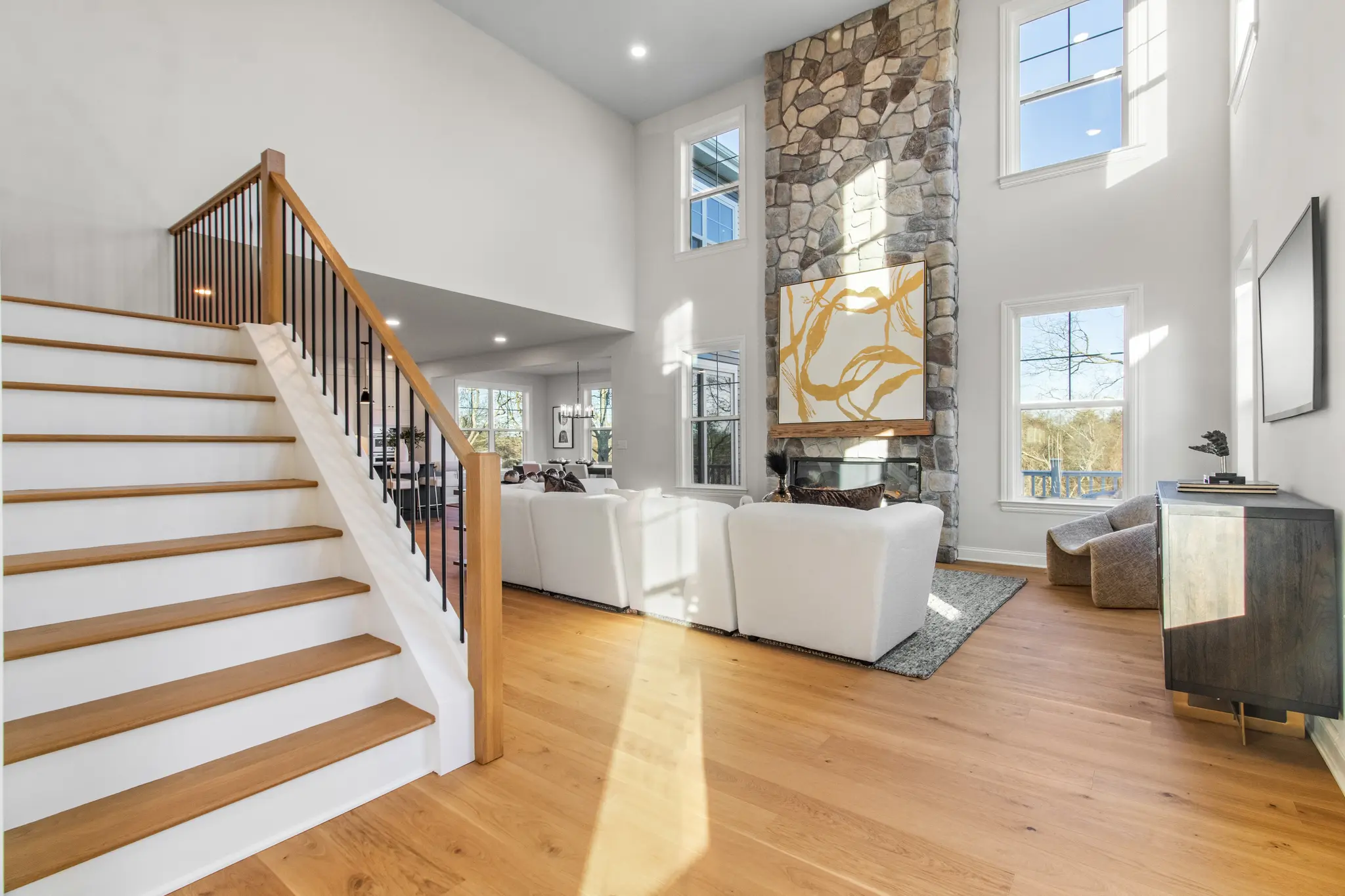 Roosevelt - Interior Photo 4