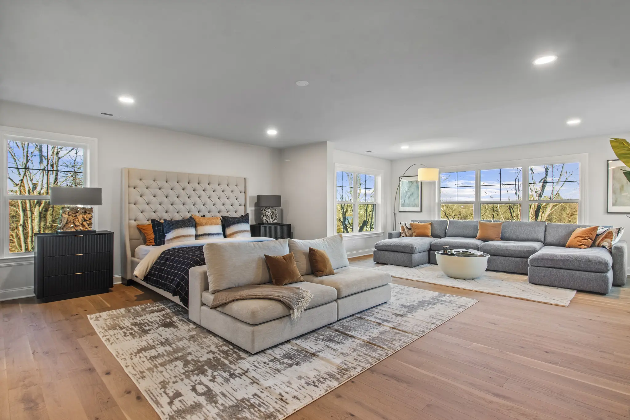 Roosevelt - Interior Photo 11