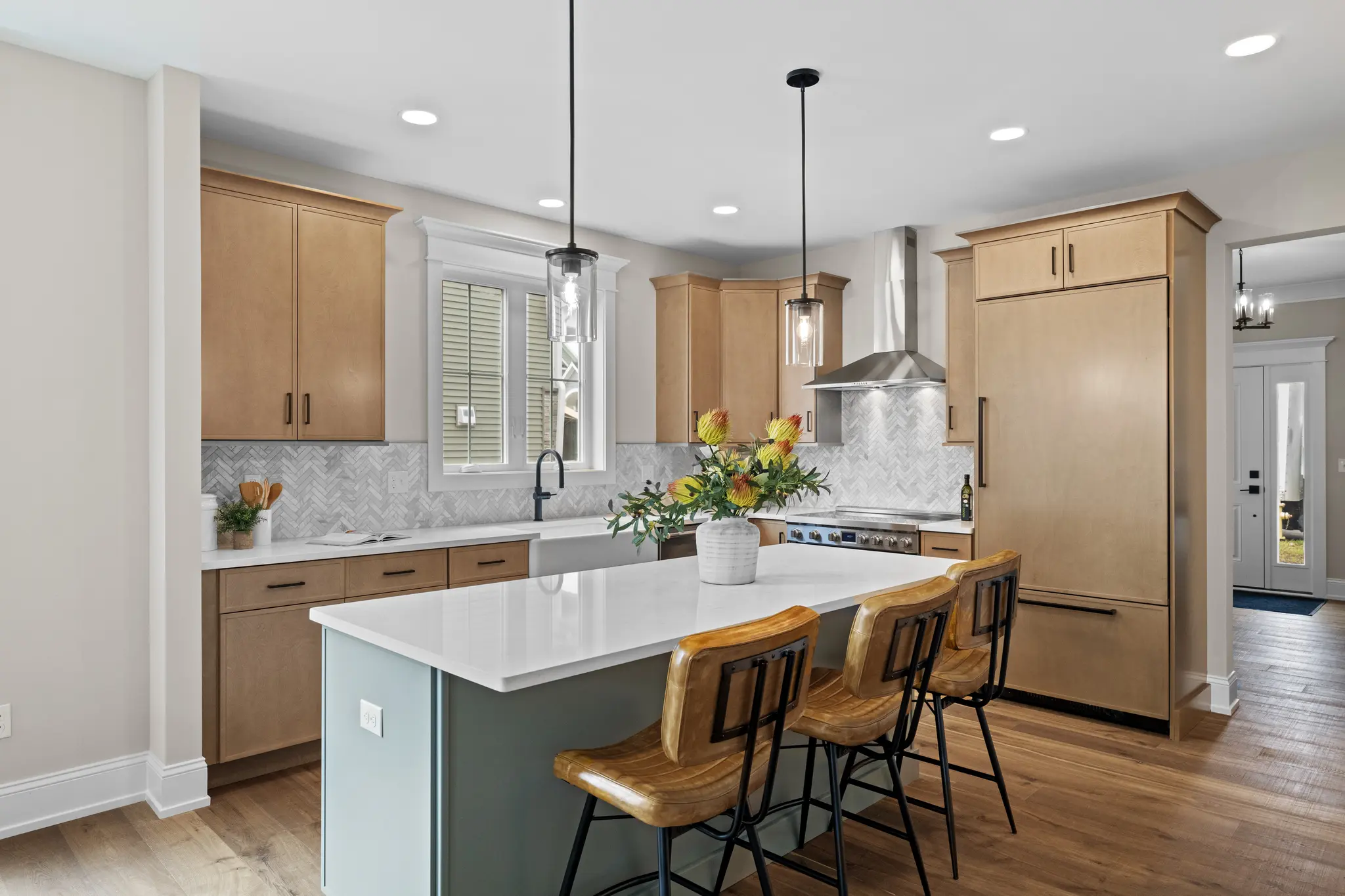 Carriage Home - Interior Photo 7