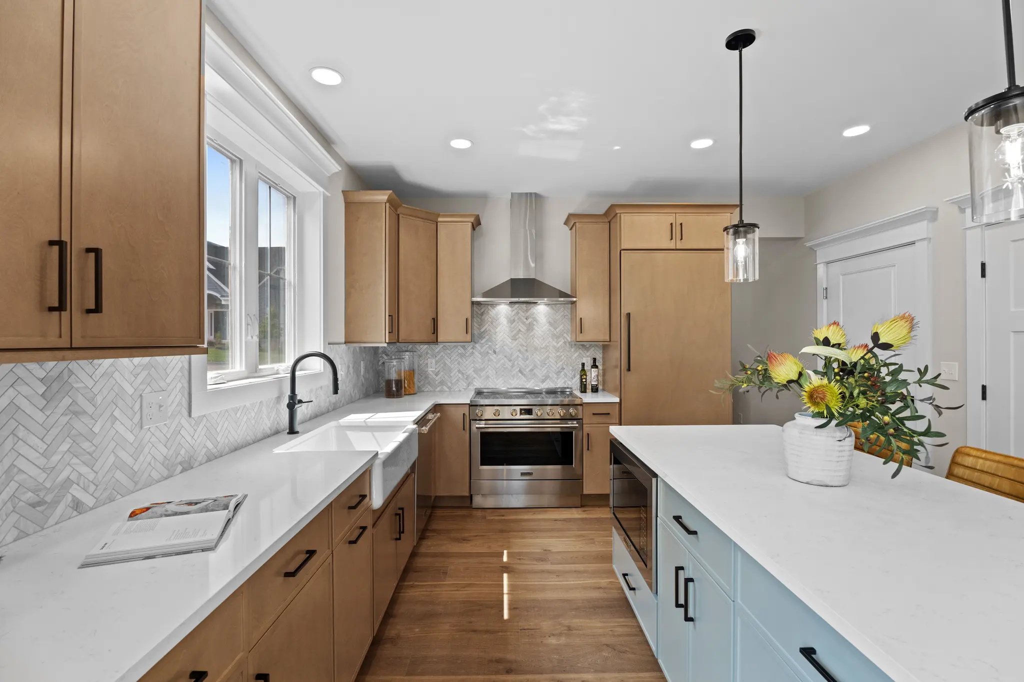 Carriage Home - Interior Photo 10