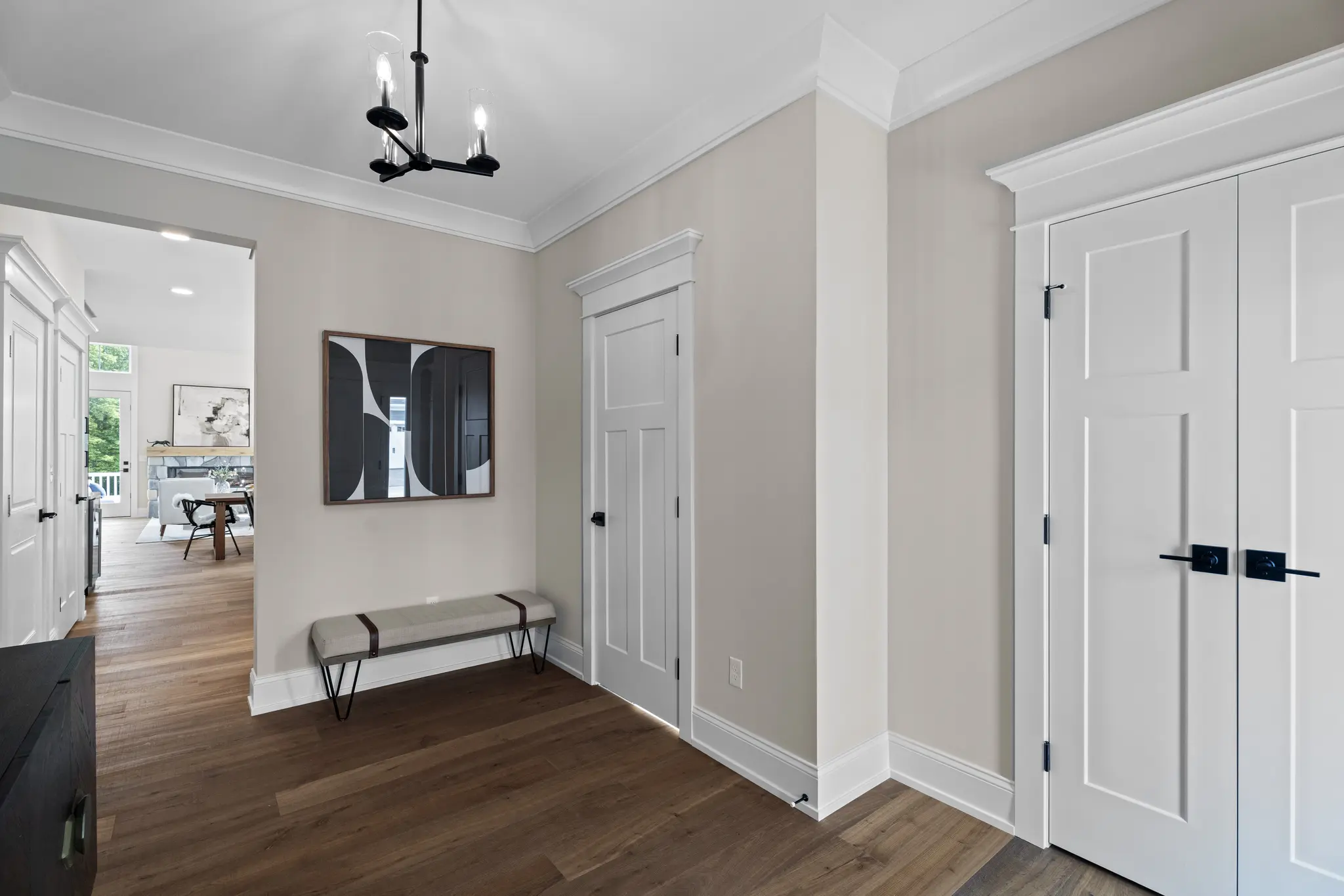 Carriage Home - Interior Photo 4