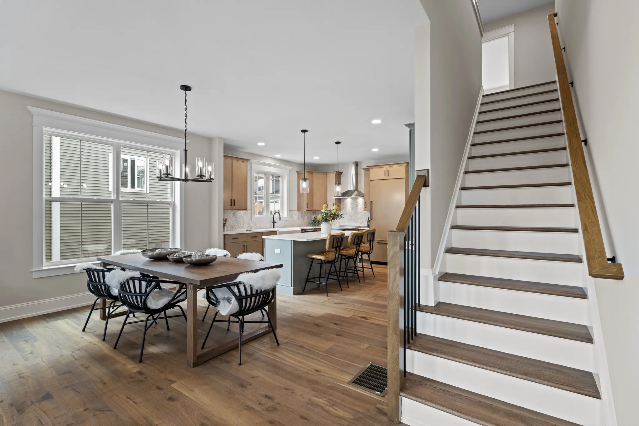 Carriage Home - Interior Photo 26