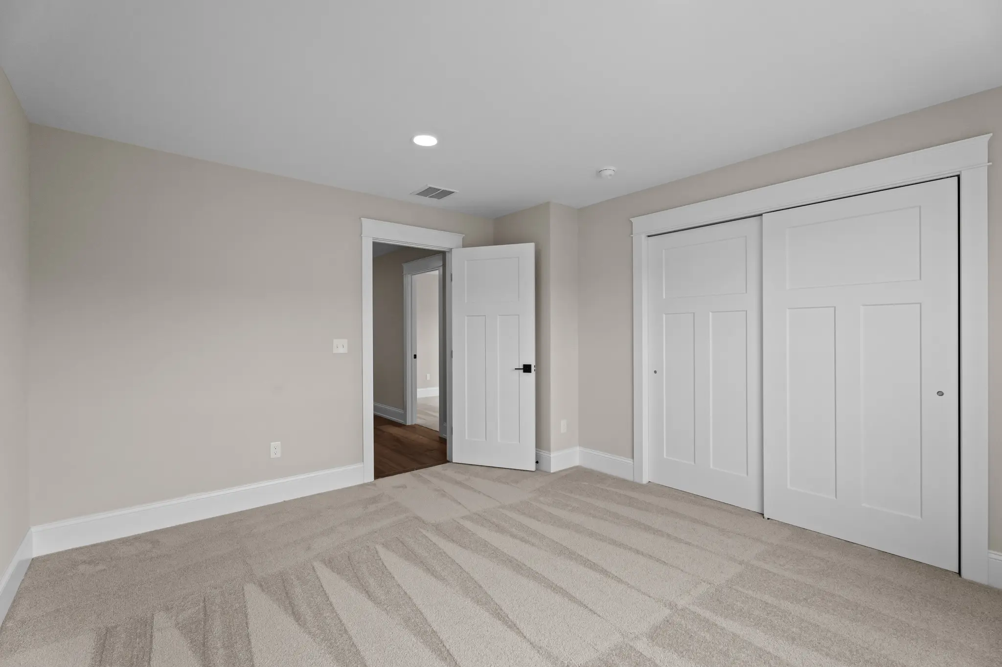 Carriage Home - Interior Photo 33