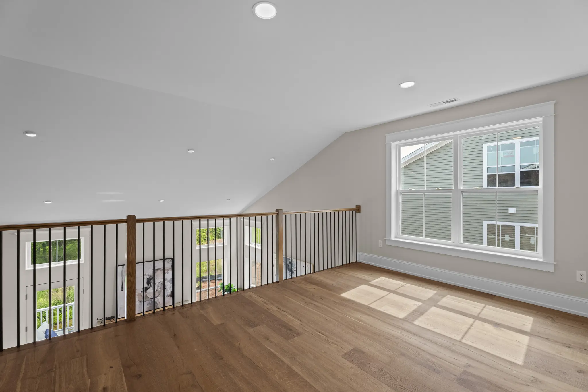 Carriage Home - Interior Photo 29