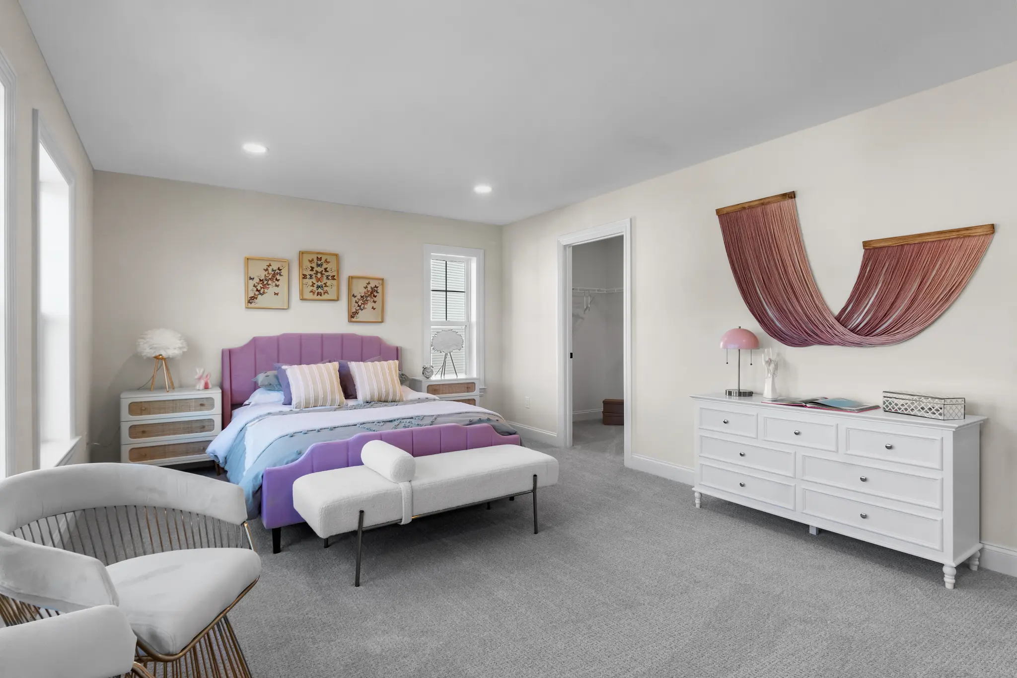 Monroe - Interior Photo 21