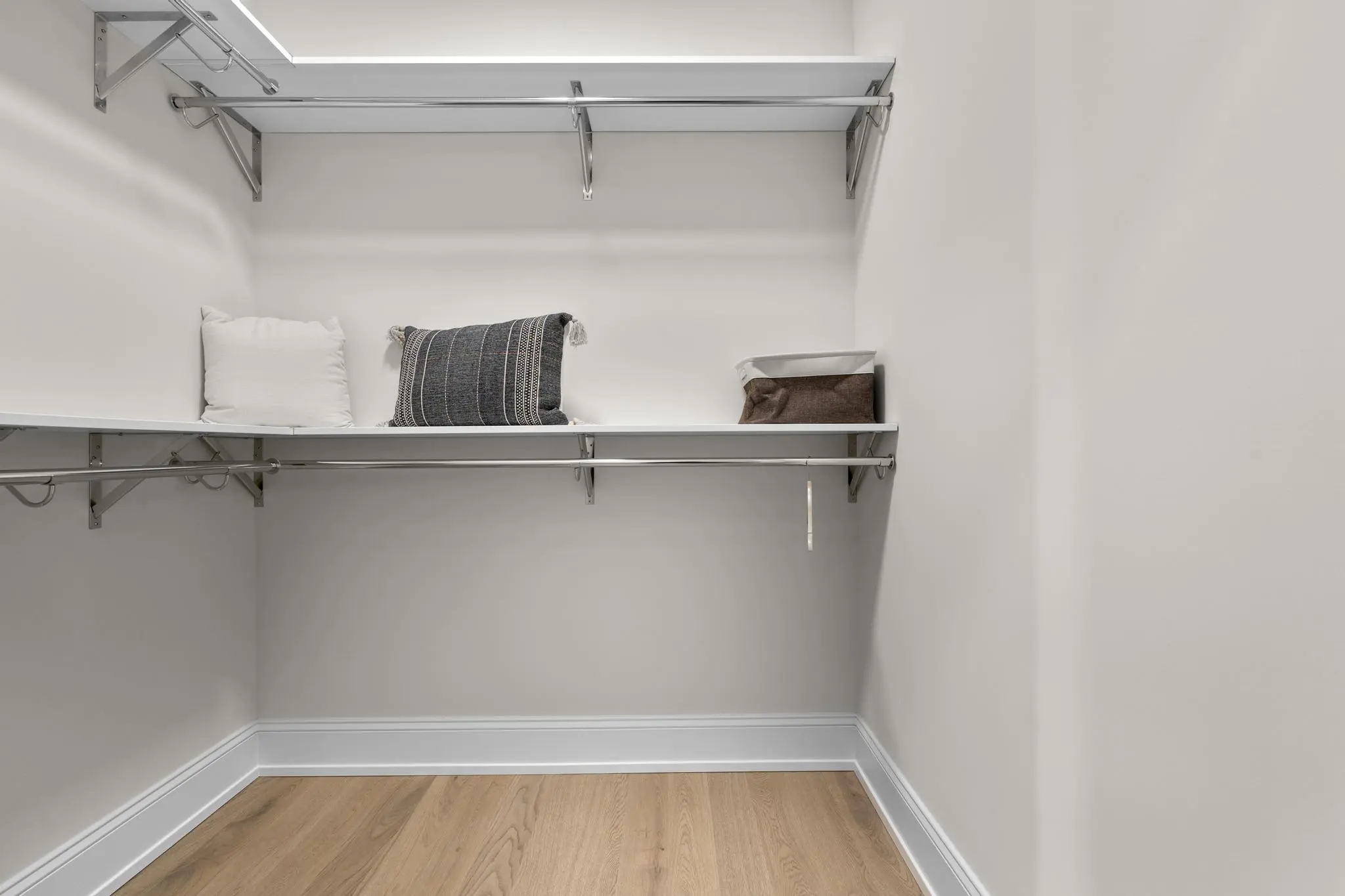 Bethpage - Interior Photo 35