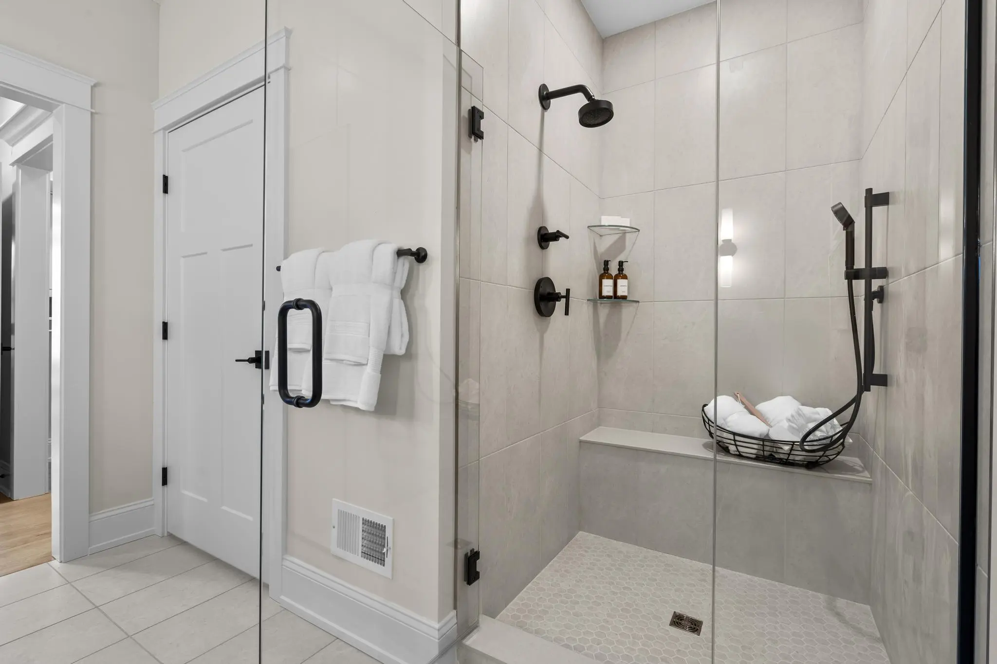 Bethpage - Interior Photo 40