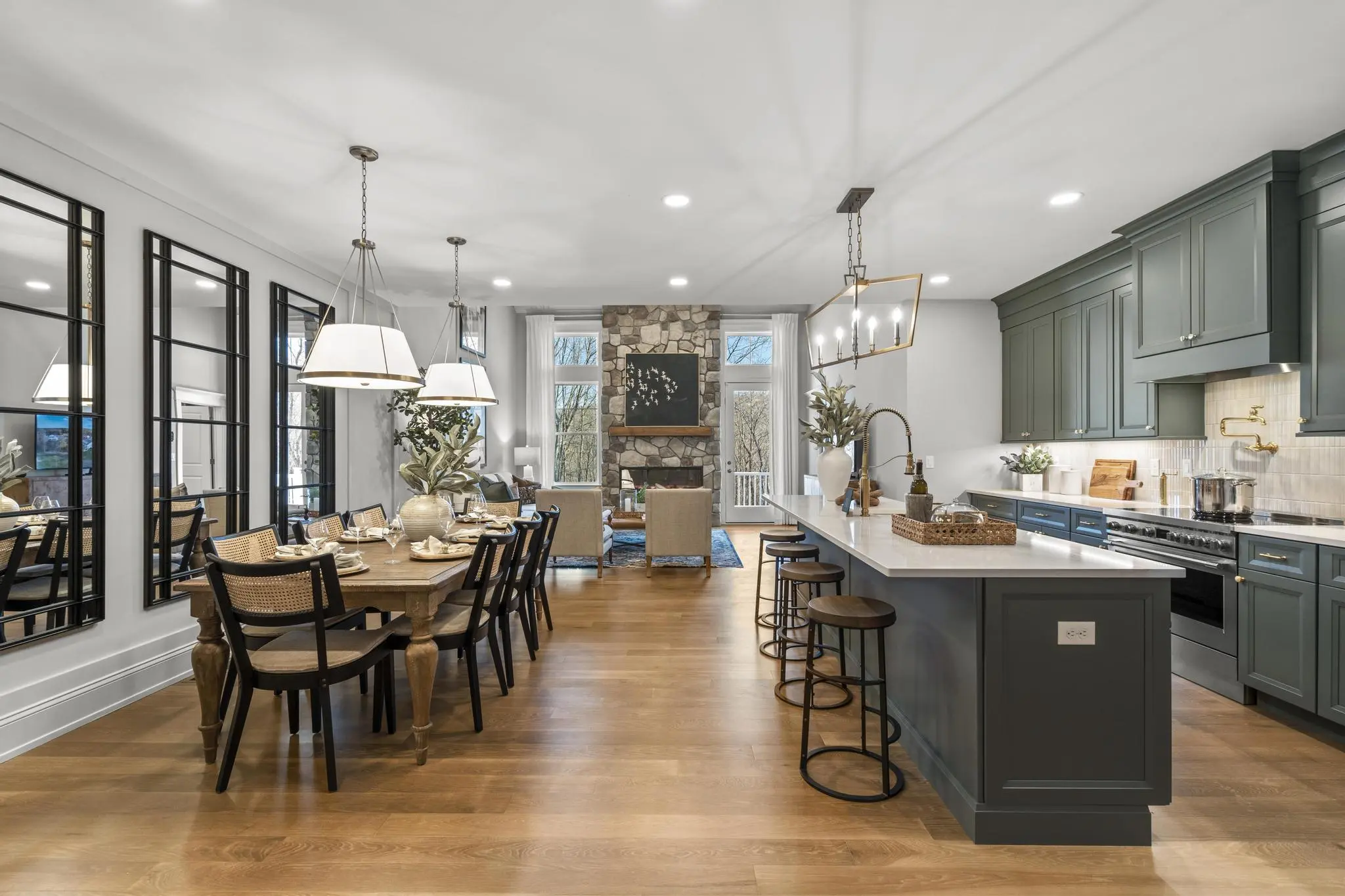 Sawgrass - Interior Photo 6