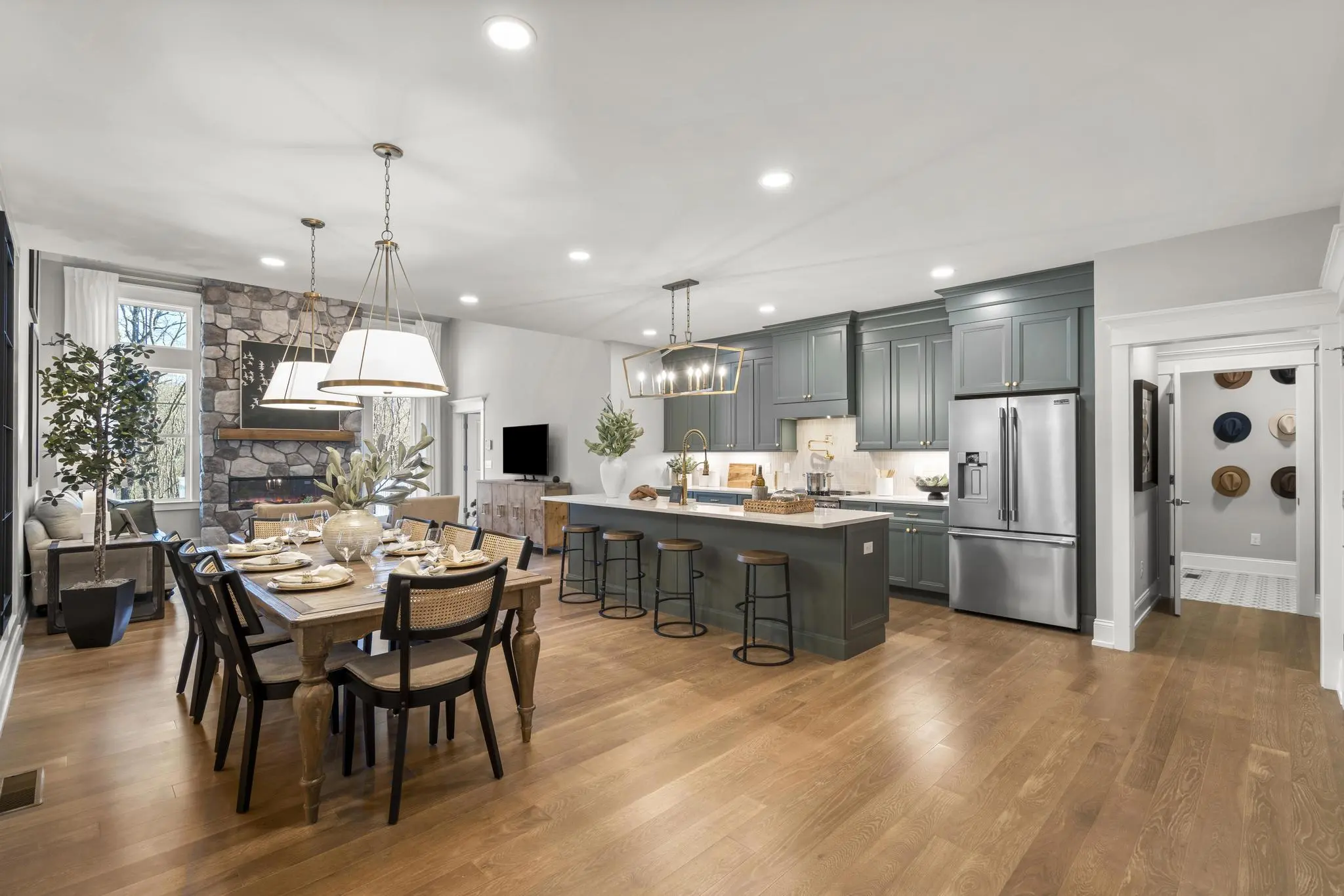 Sawgrass - Interior Photo 7