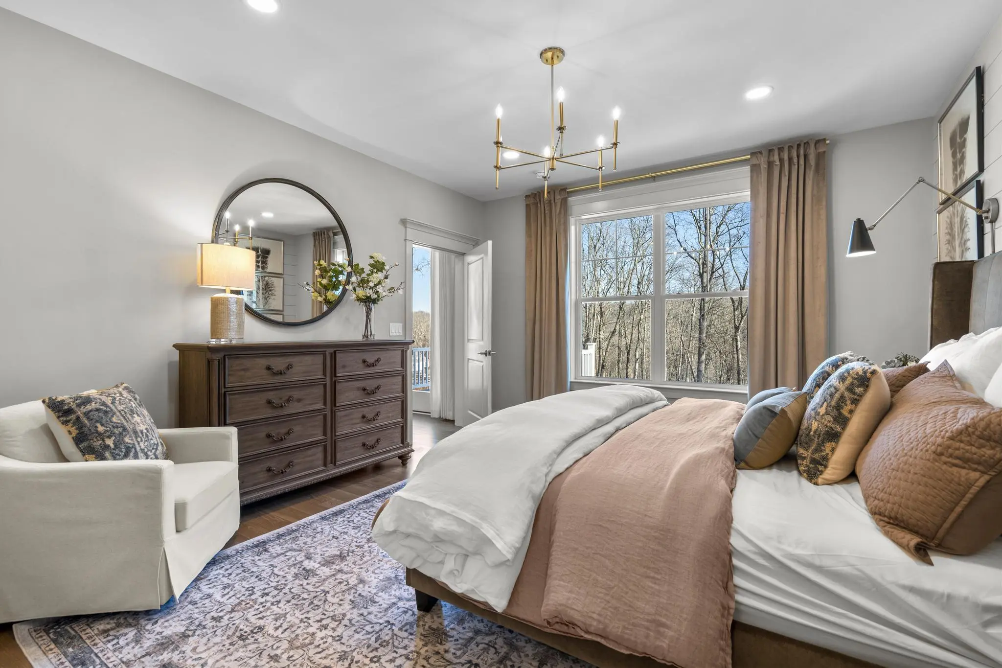 Sawgrass - Interior Photo 33